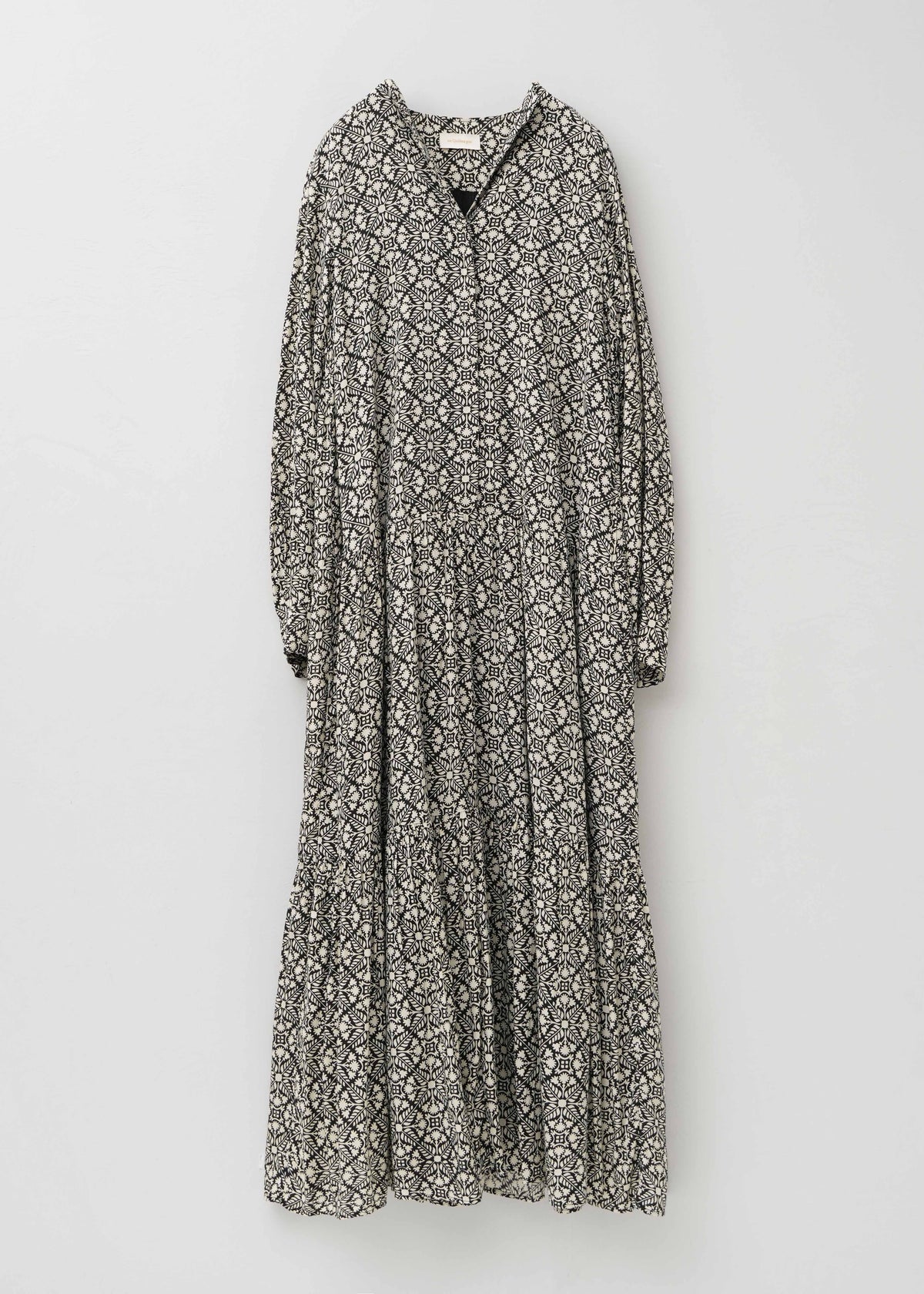 Shantoon Botanical Tile Print Tiered Dress