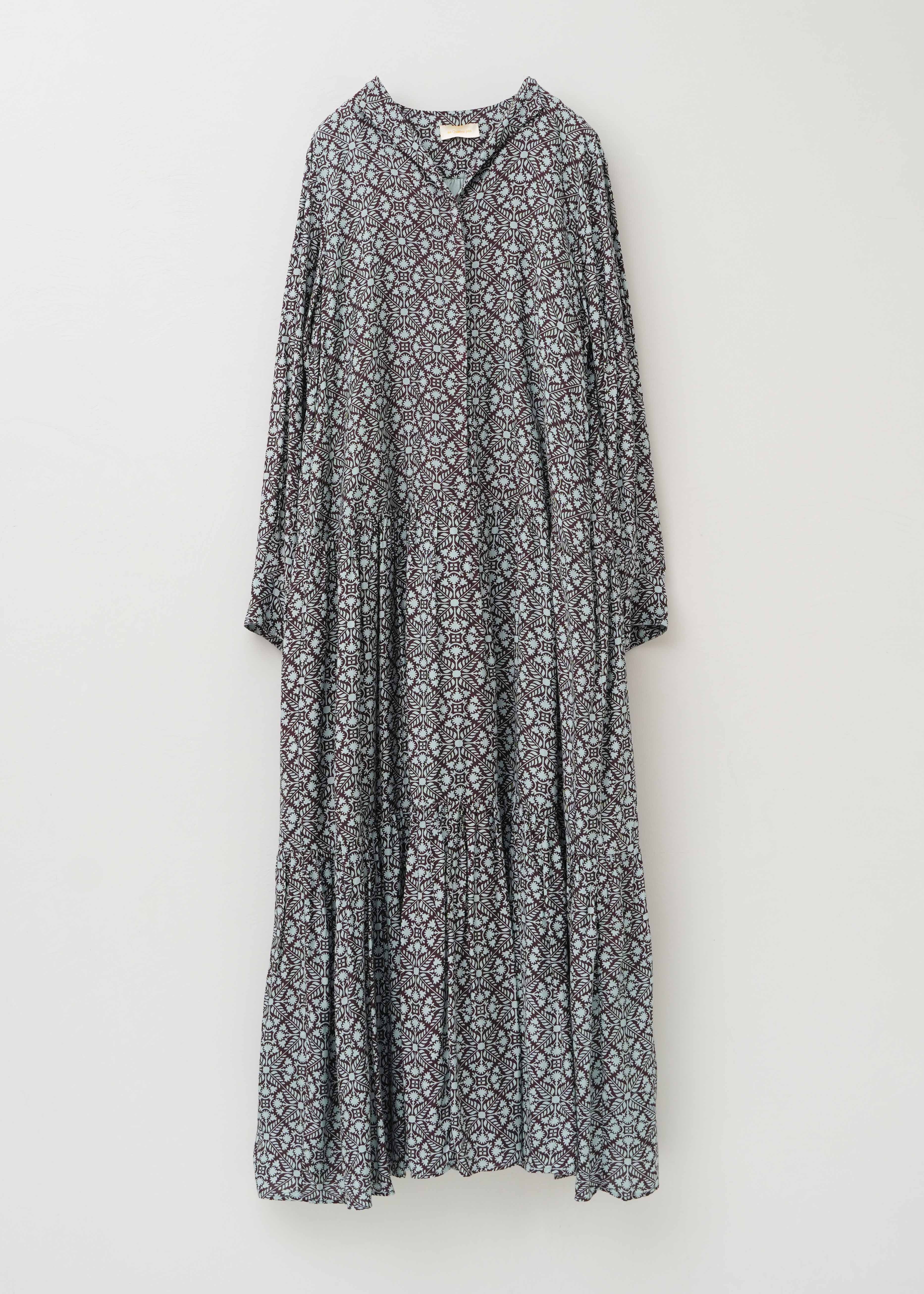 【9/2 10時発売】Shantoon Botanical Tile Print Tiered Dress