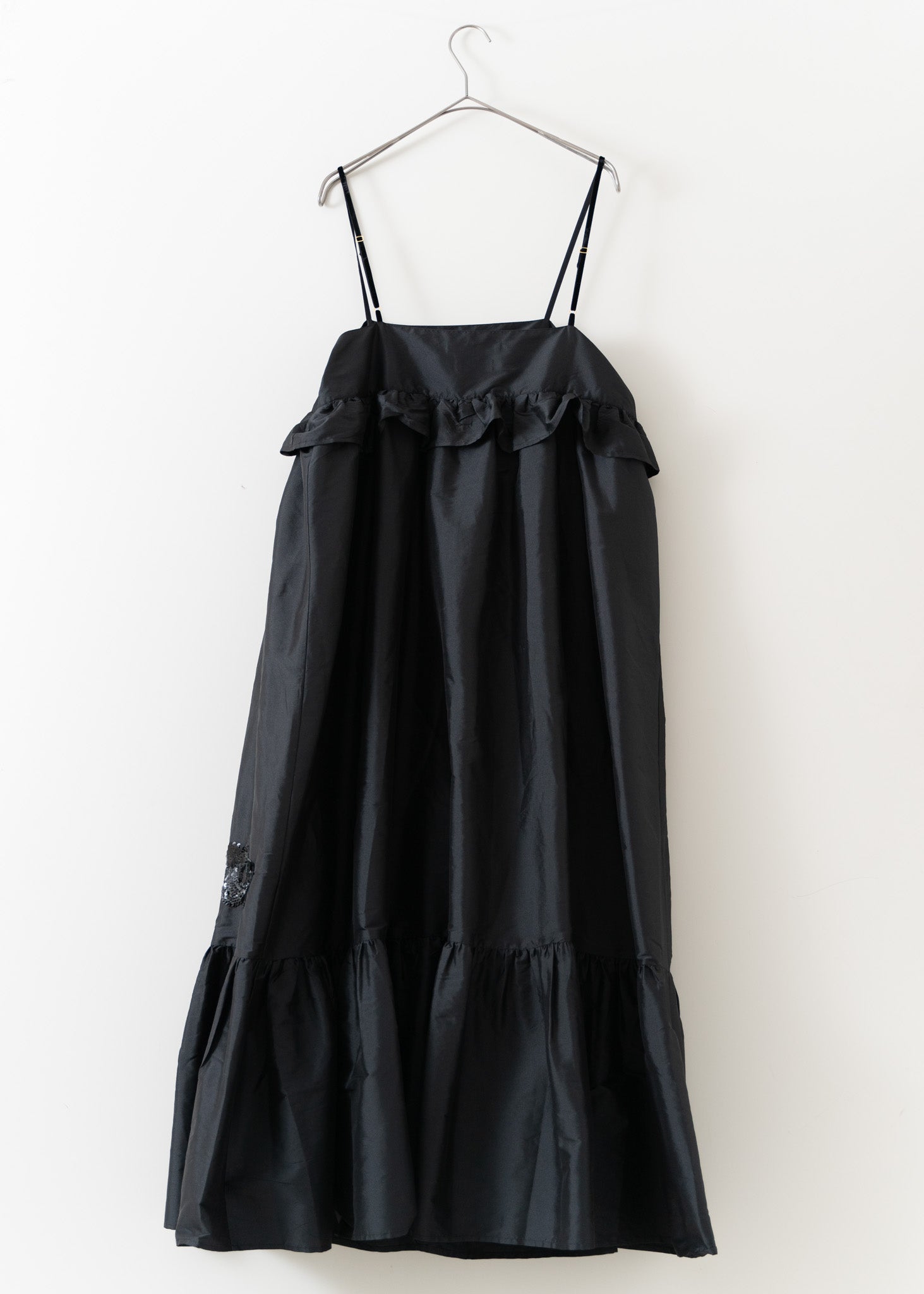 Poly Dupion Strap Frilled Dress | Pasand by ne Quittez pas | パサンドバイヌキテパ