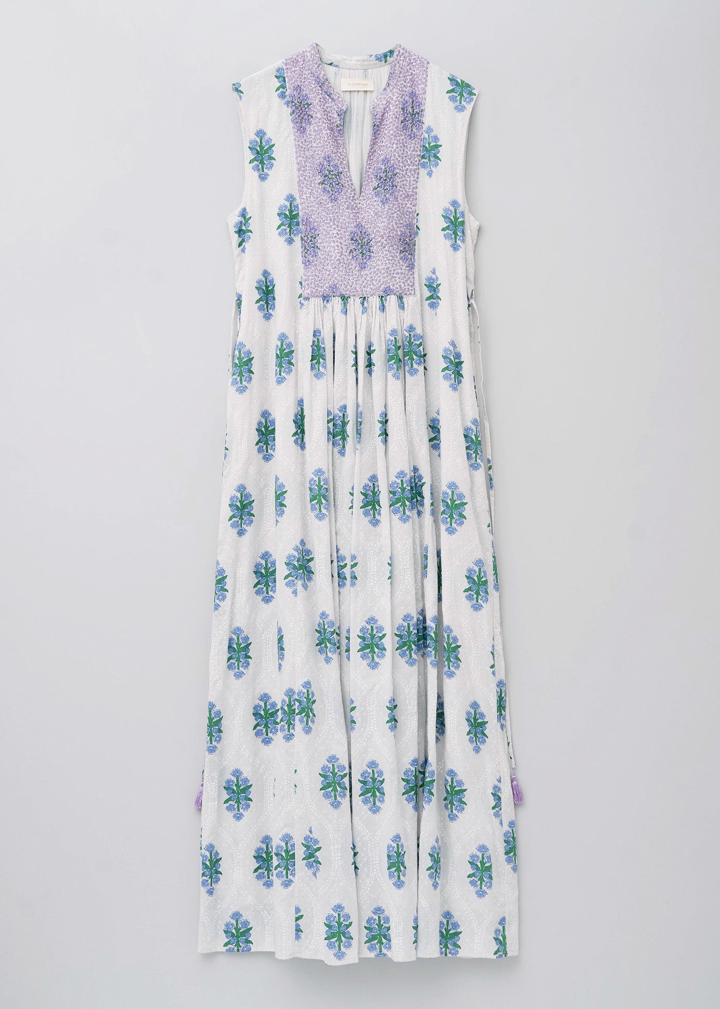 Cotton Jacquard Iberis Print Embroidery Sleeveless Dress | Pasand