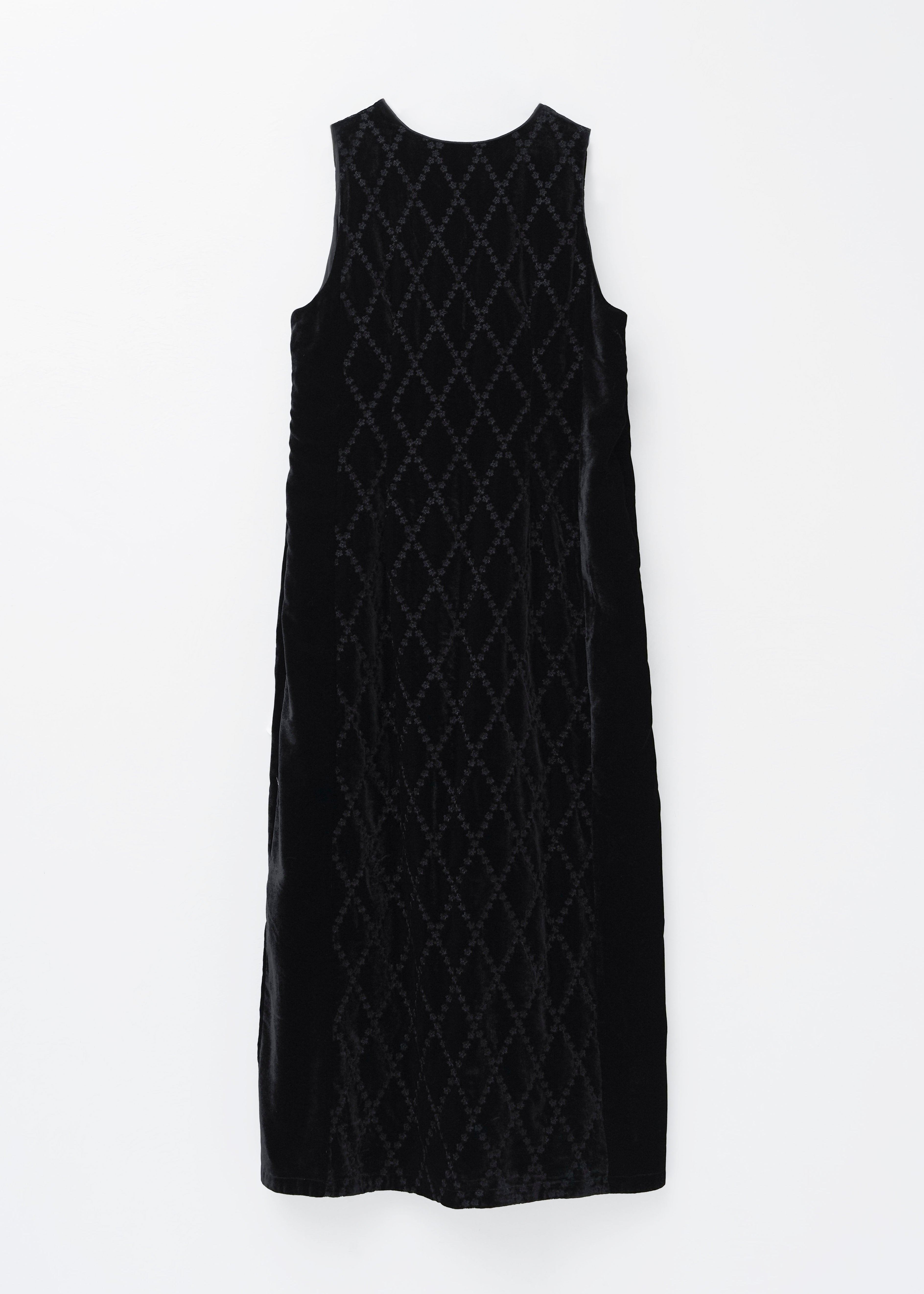 【10月中旬お届け予定】Velvet Flower Argyle Embroidery V-Neck Dress