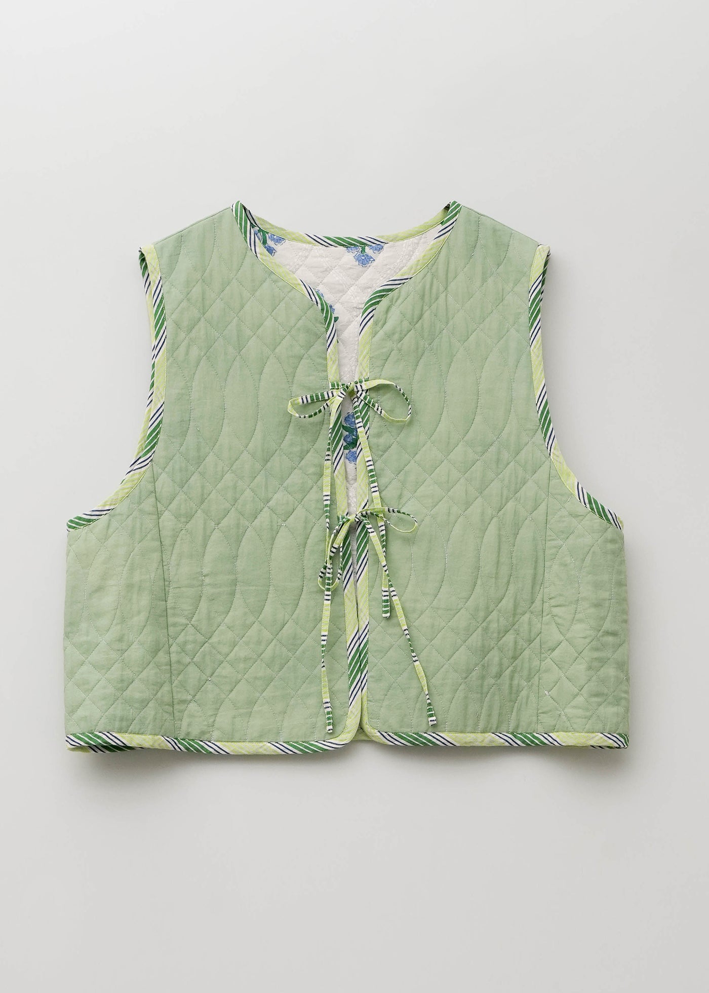 Cotton Jacquard Iberis Print Reversible Vest | Pasand by ne