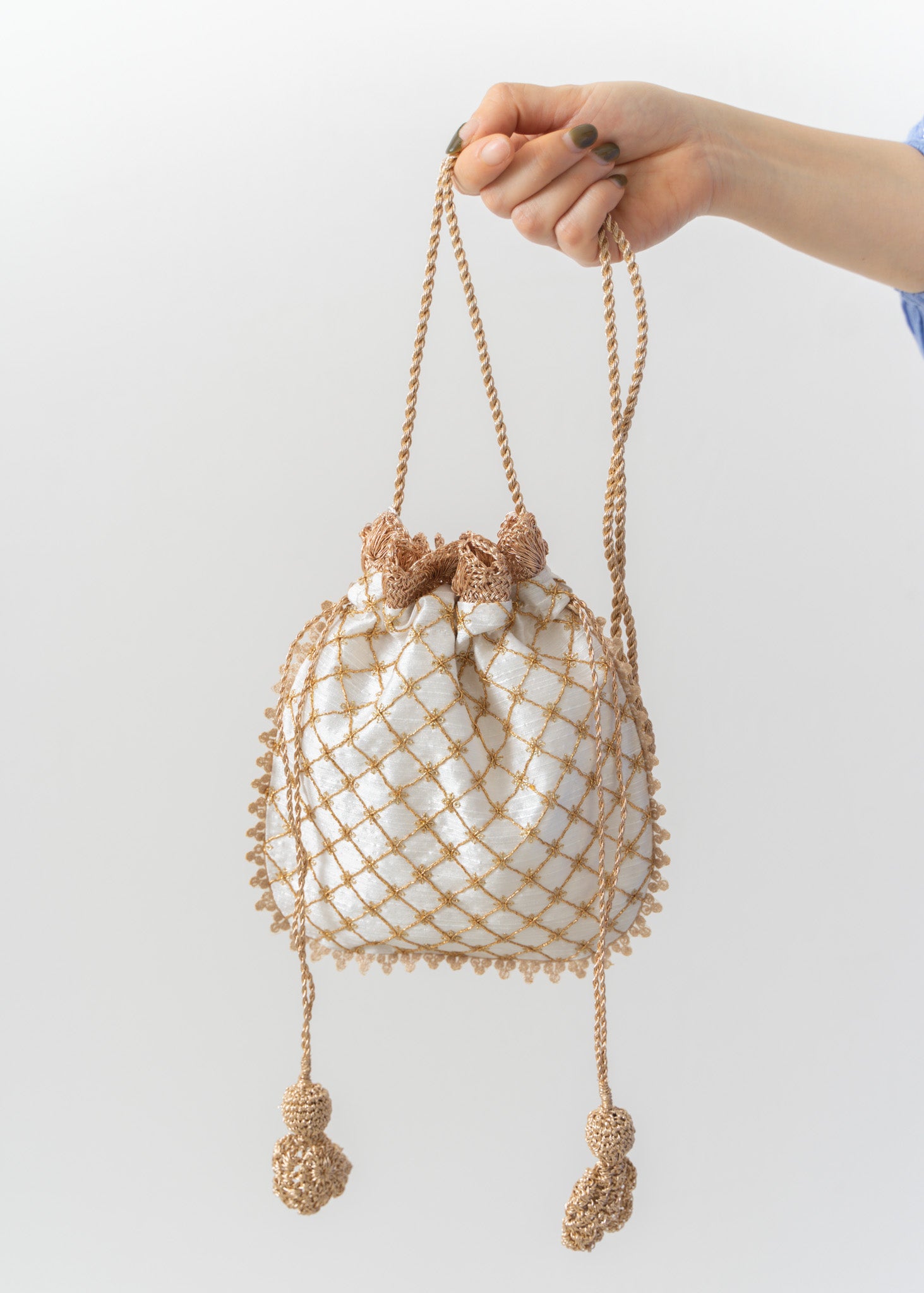 Full Embroidery Shoulder Bag | Pasand by ne Quittez pas | パサン ...