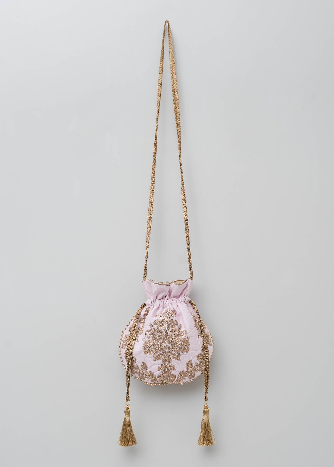 【3/4 10時発売】Embroidery Drawstring Shoulder Bag