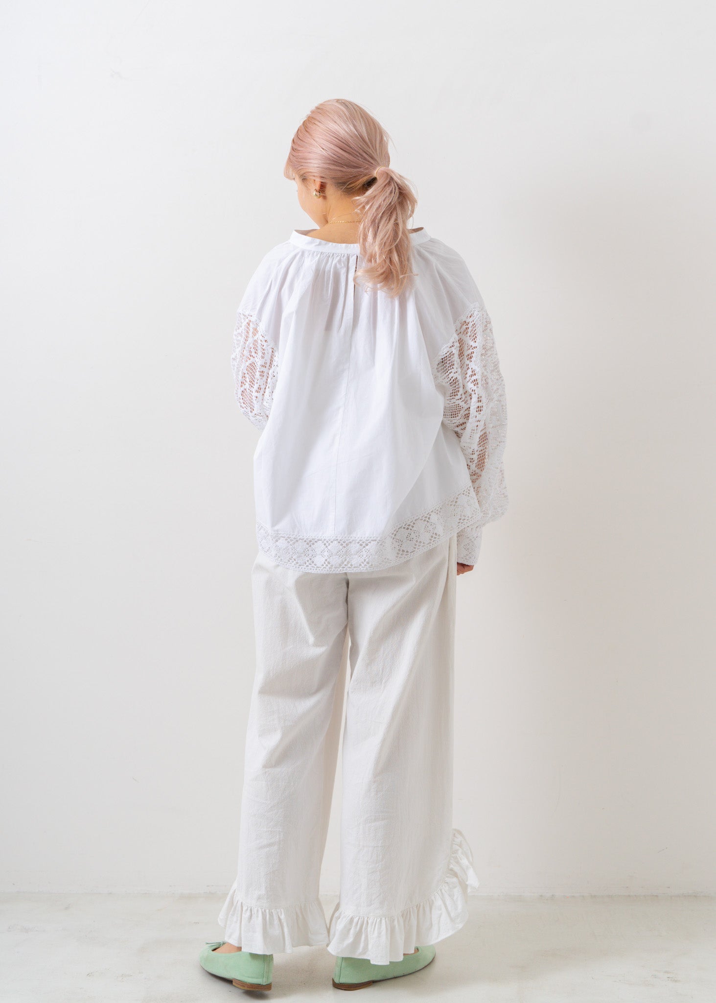 Geometric Lace Joint Top | Pasand by ne Quittez pas | パサンドバイ 