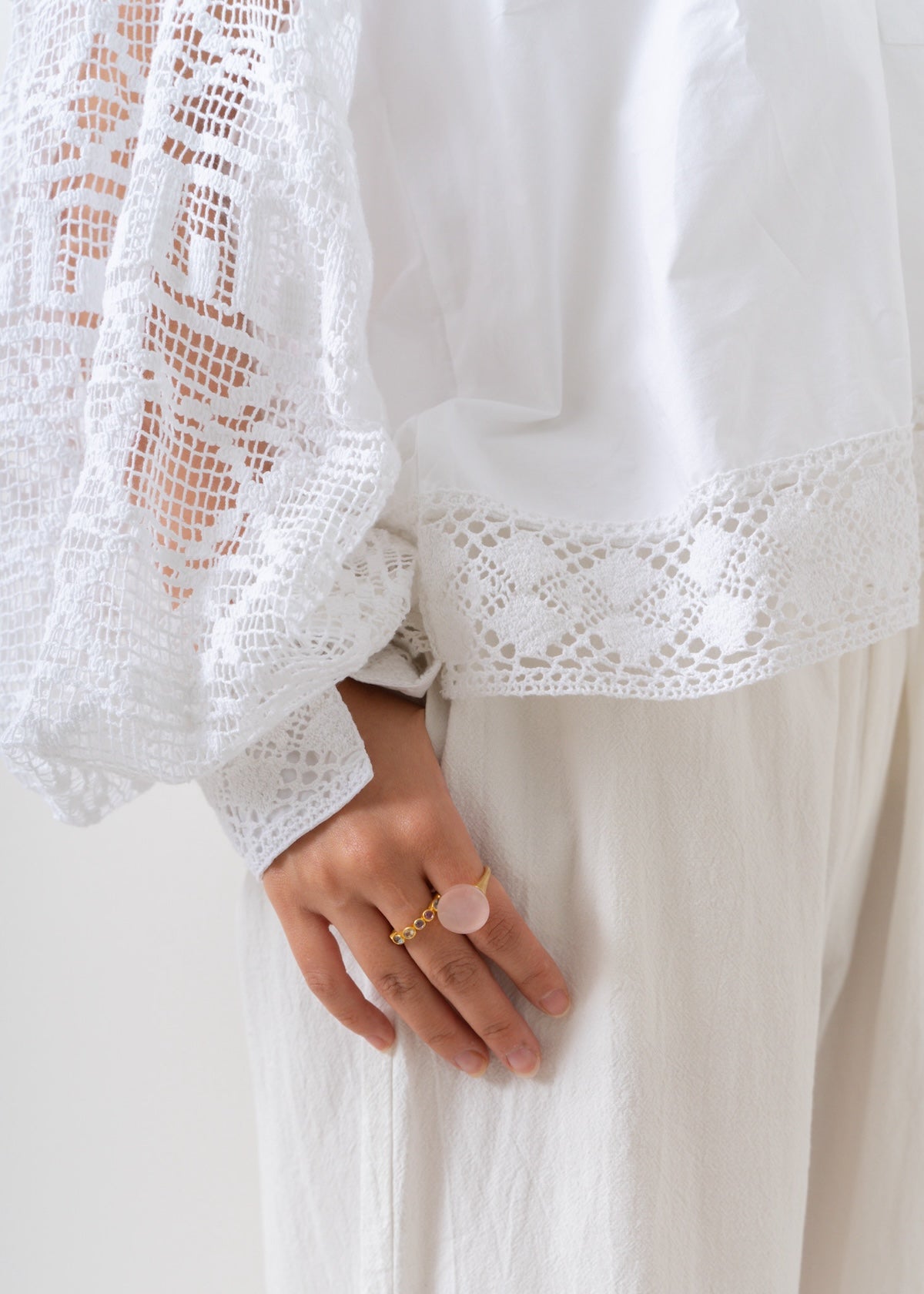Geometric Lace Joint Top | Pasand by ne Quittez pas | パサンドバイ 
