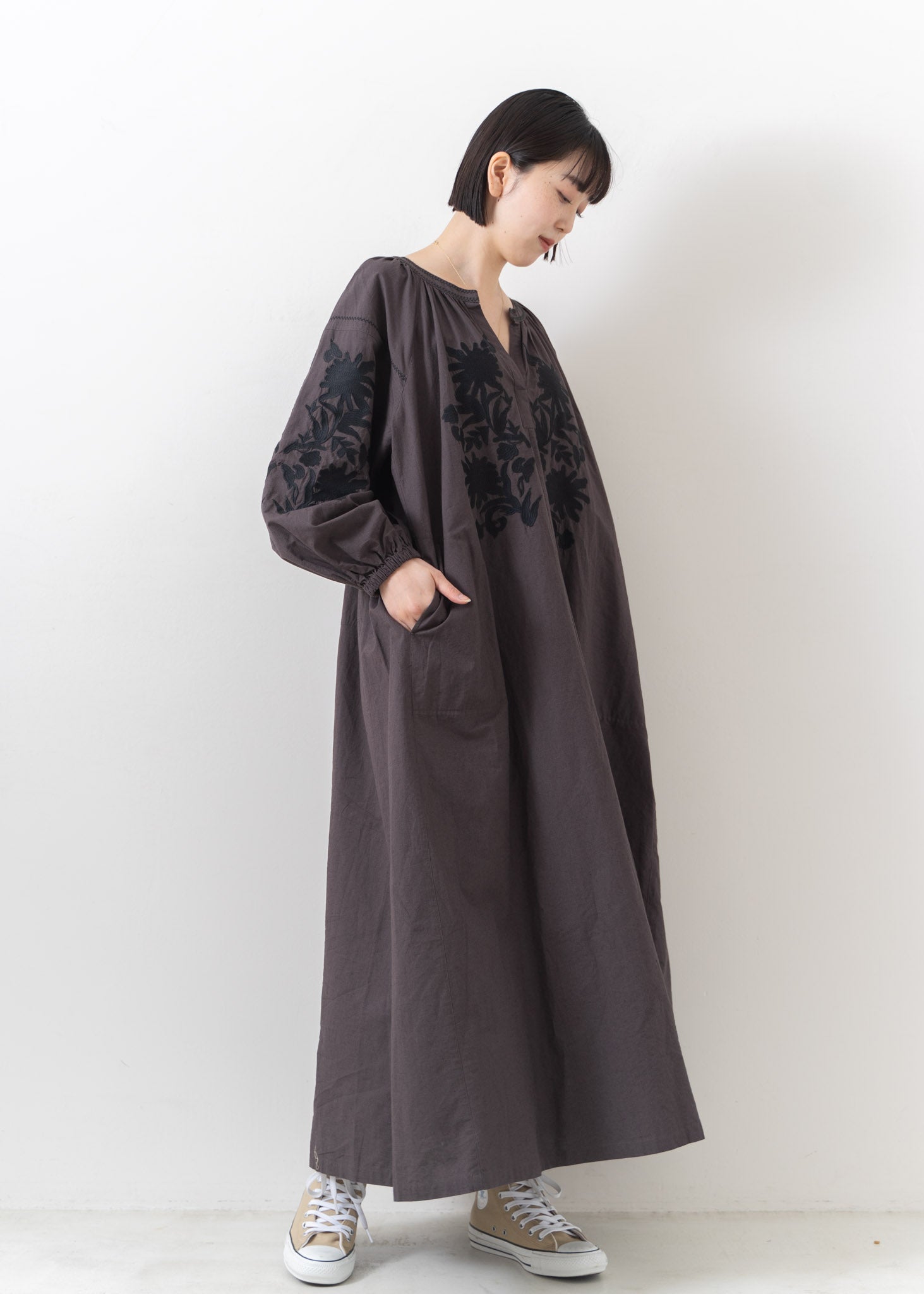 Cotton Linen Big Flower Embroidery Dress | Pasand by ne Quittez 