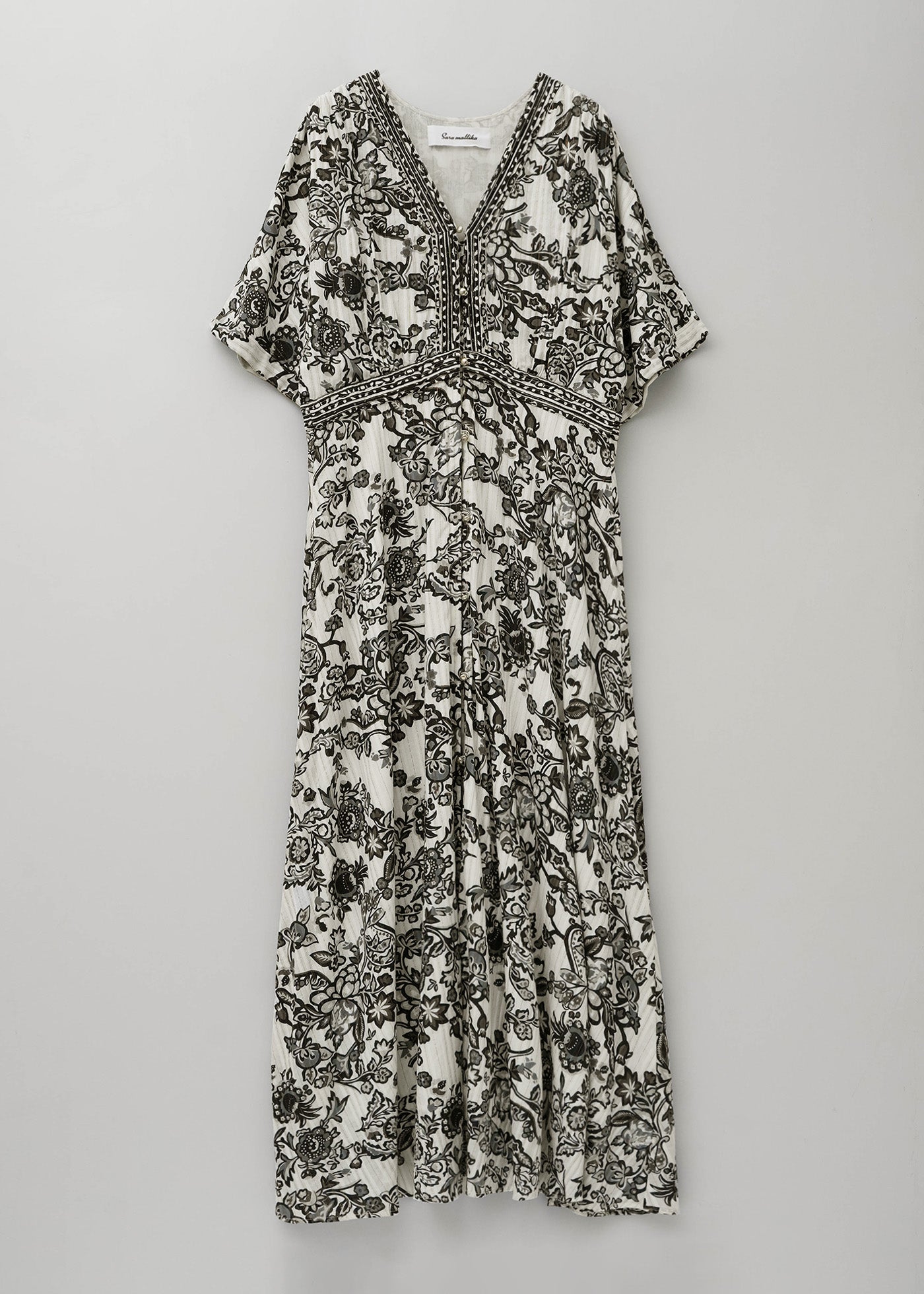 Paisley Flower Print Tuck Dress | Pasand by ne Quittez pas