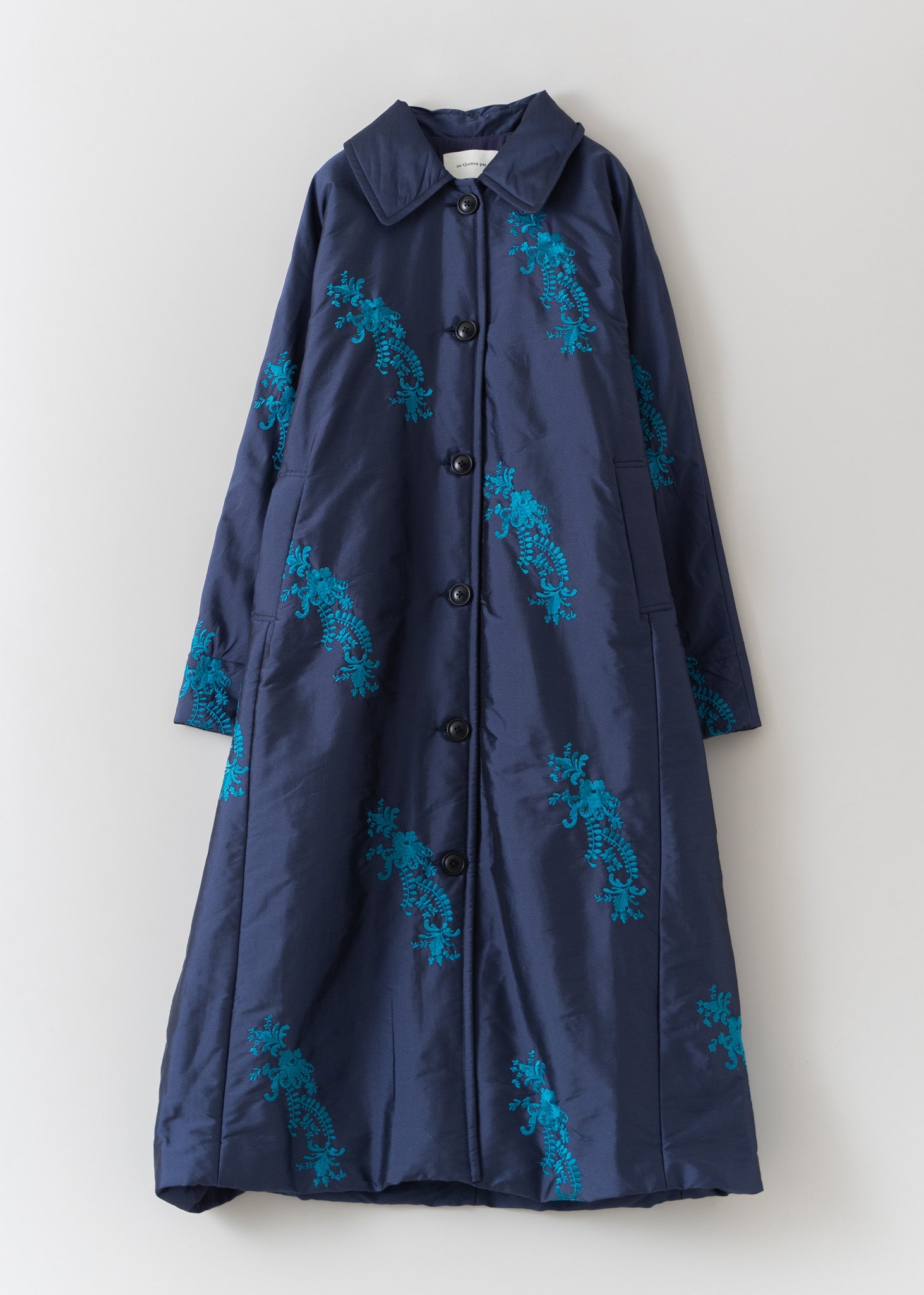 Poly Dupion Embroidery Quilting Coat | Pasand by ne Quittez pas | パサンドバイヌキテパ