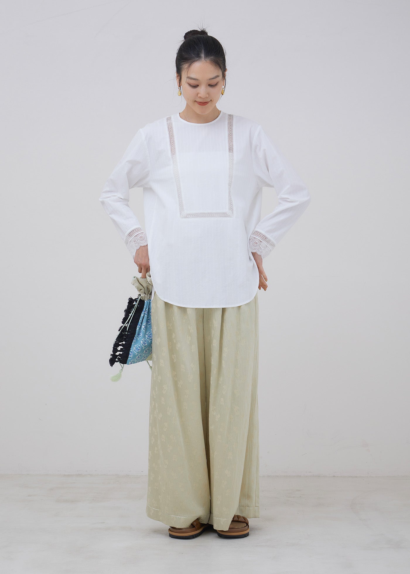 Cotton Rayon Jacquard Tuck Wide Pants | Pasand by ne Quittez pas | パサンドバイ ヌキテパ