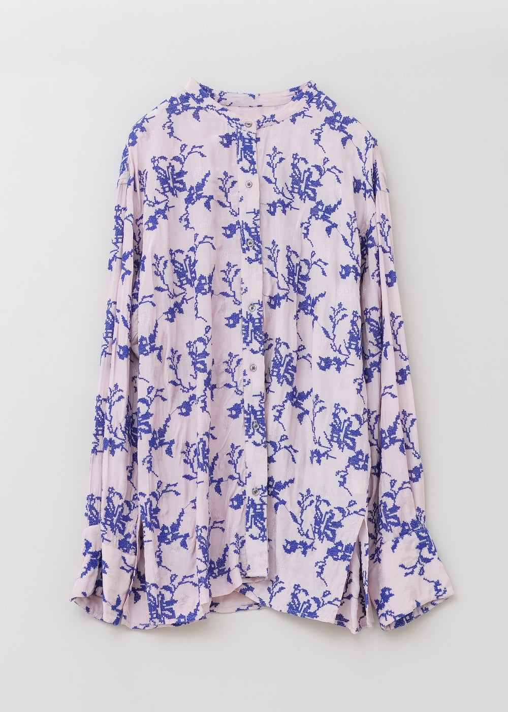 [Expected delivery in early February] Rayon Jaquard Flower All Over Embroidery Top