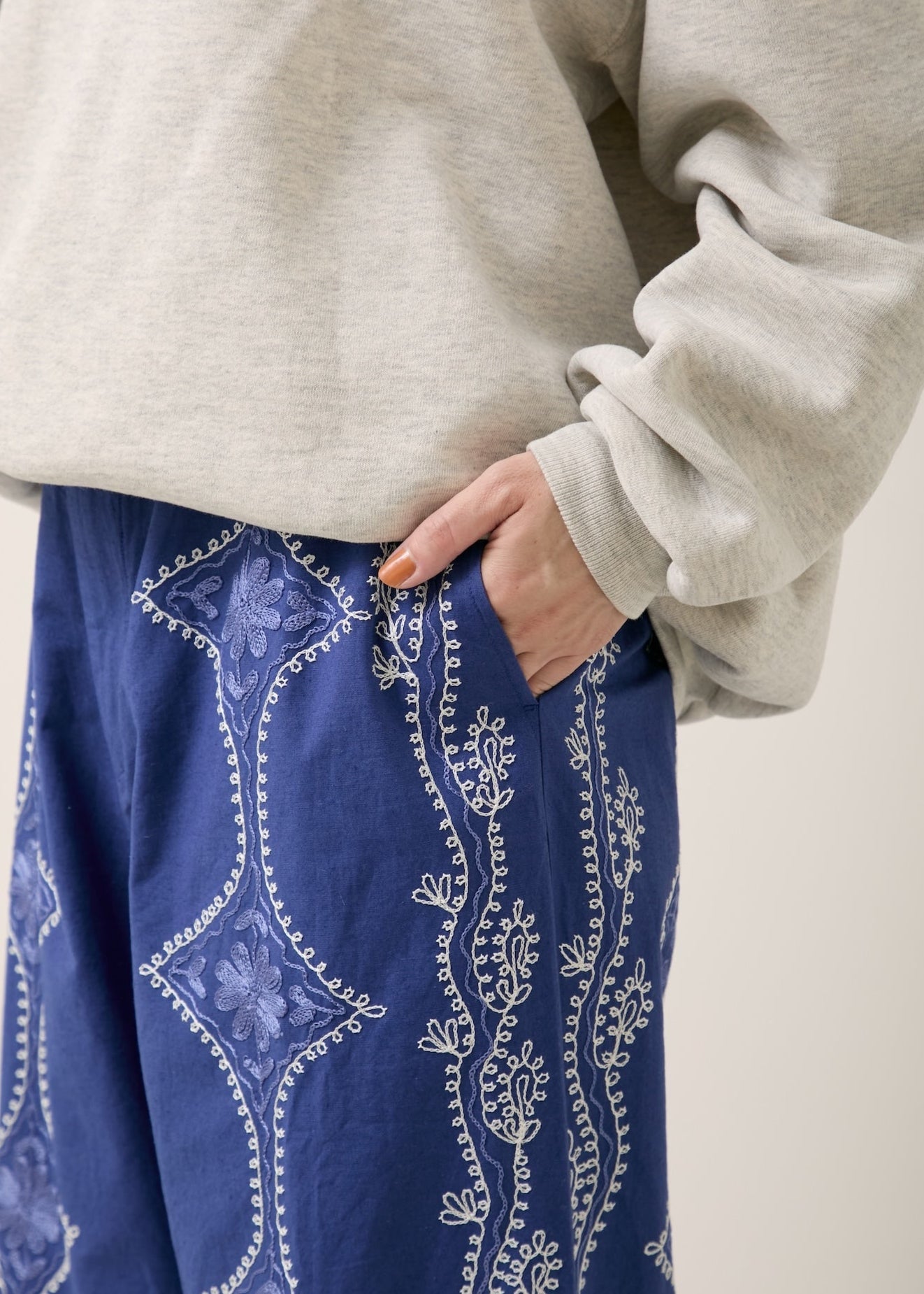 Cotton Linen Aari Embroidery Pants