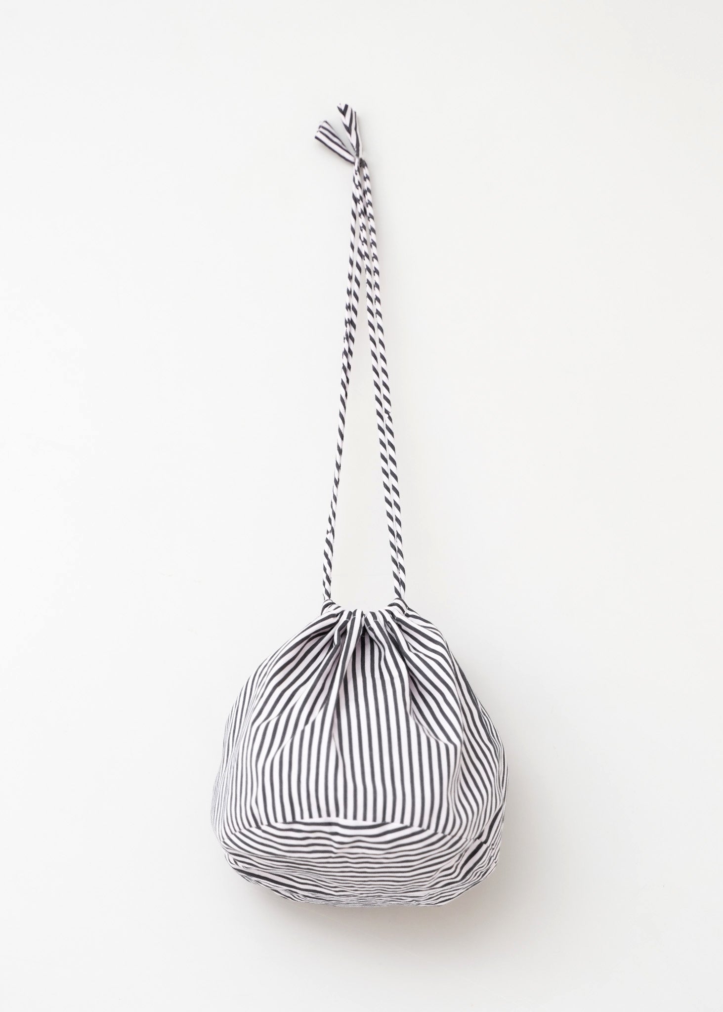 Metallic Macrame Tape Handle Bag With Inner Pouch