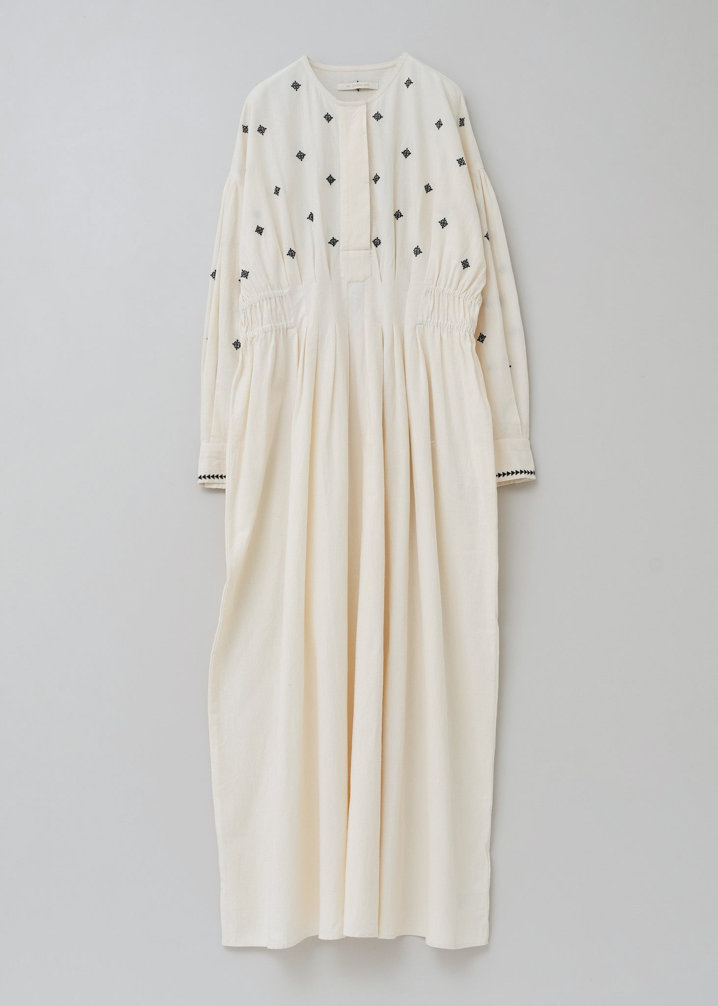 Crimp Cotton Aster Embroidery Tuck Dress