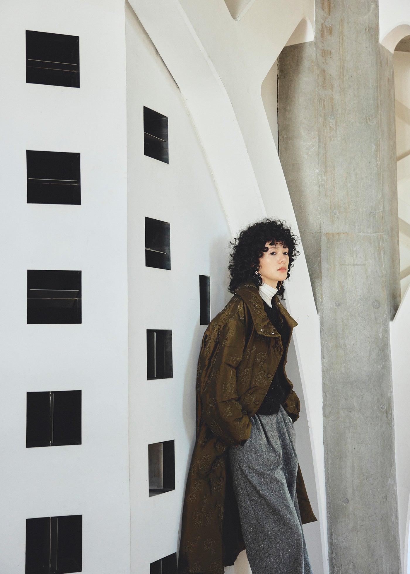 Tweed Beads Tuck Pants