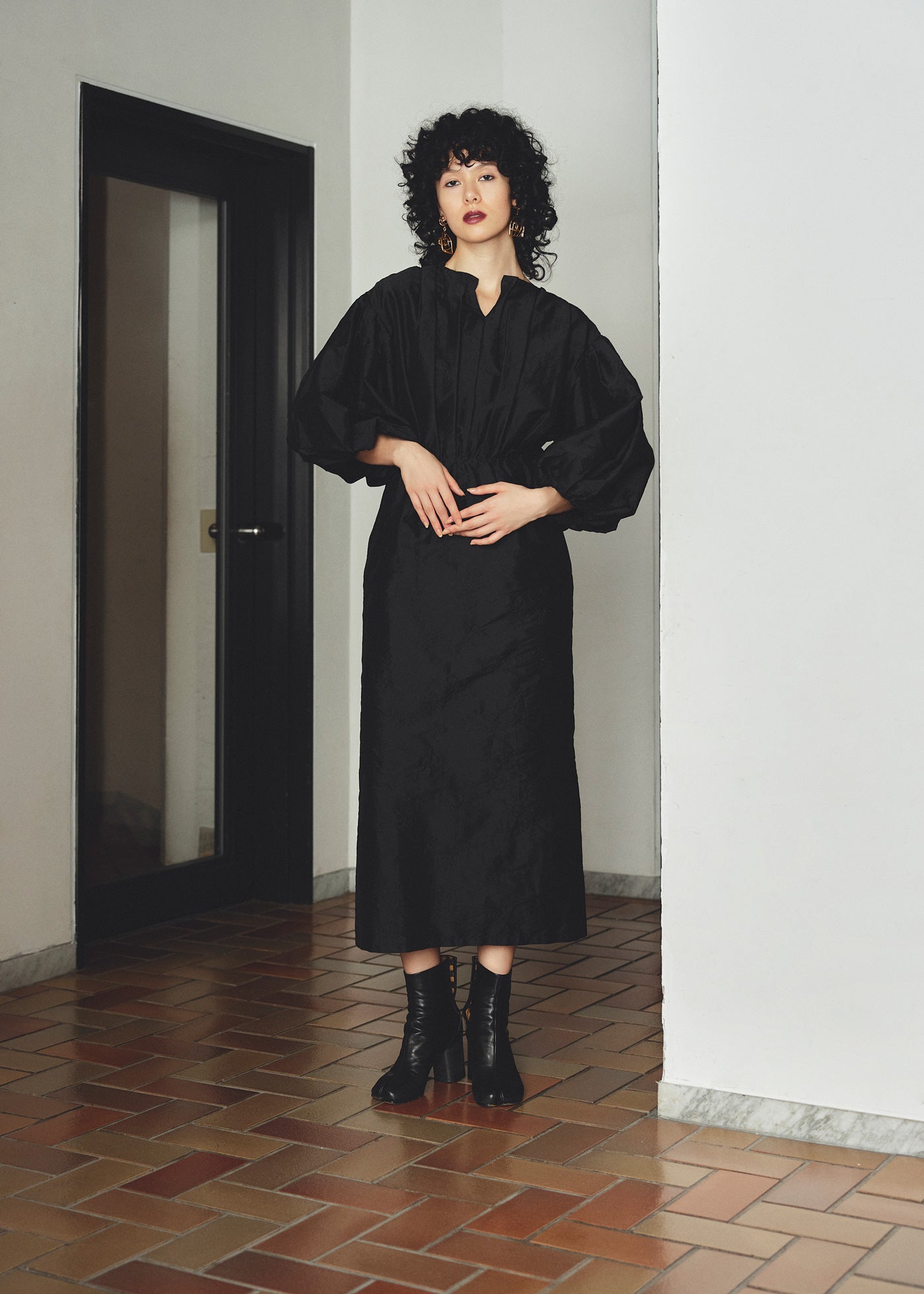 Poly Dupion Flower Embroidery Balloon Dress