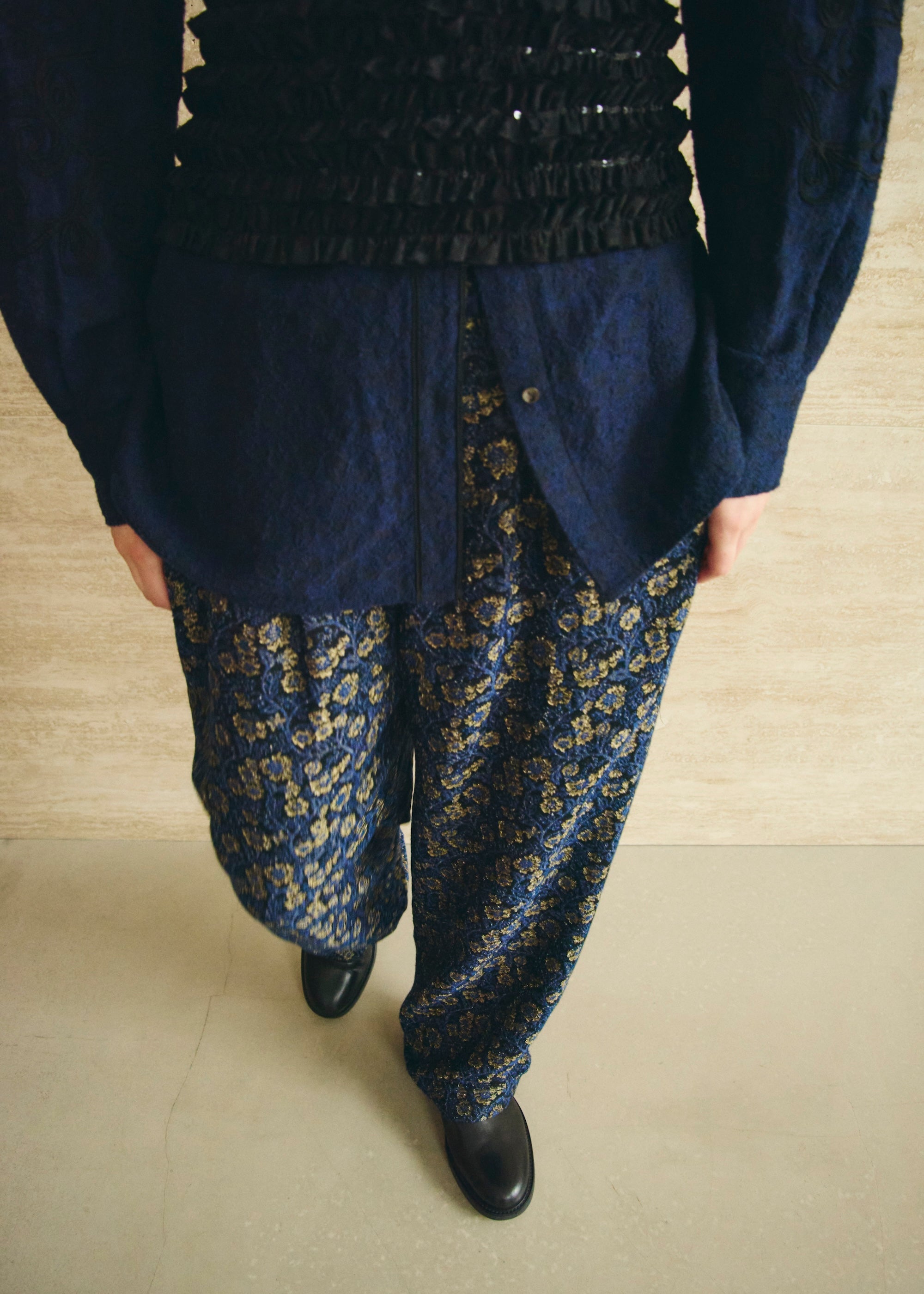 【10月上旬お届け予定】Wool Jacquard Embroidery Shirt