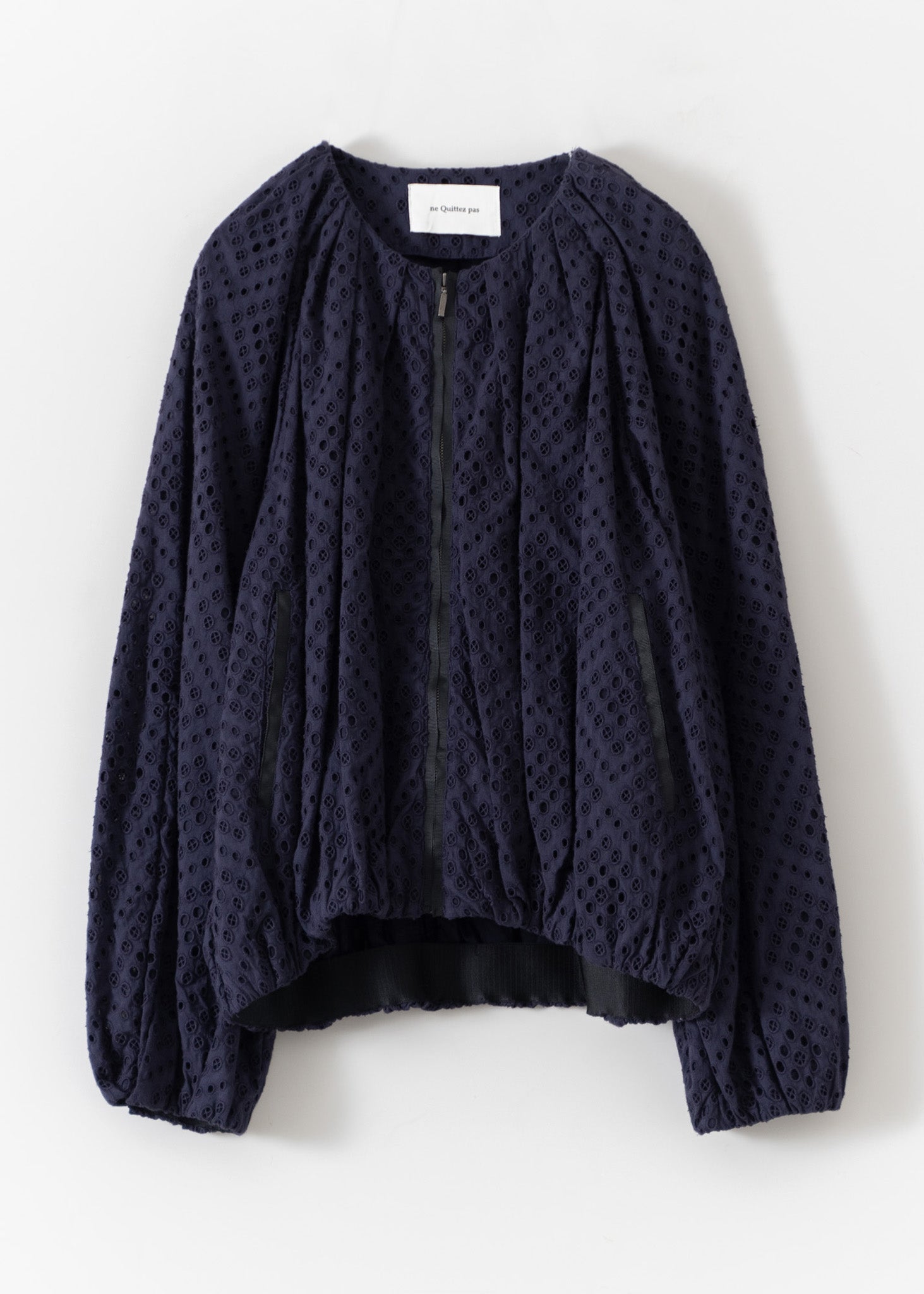 【3月中旬お届け予定】Dia Cutwork Blouson