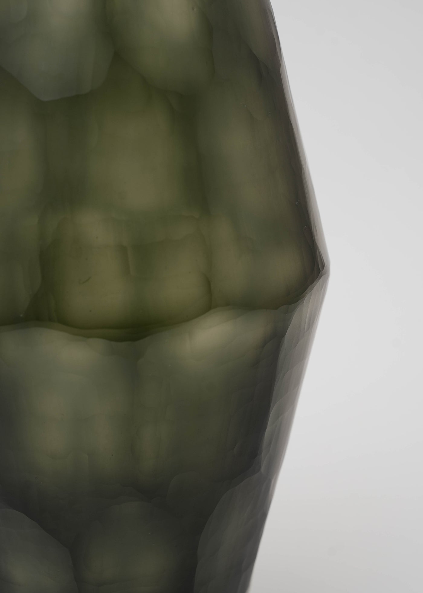 Hand Made Glass Flower Vase Emerald | Pasand by ne Quittez pas