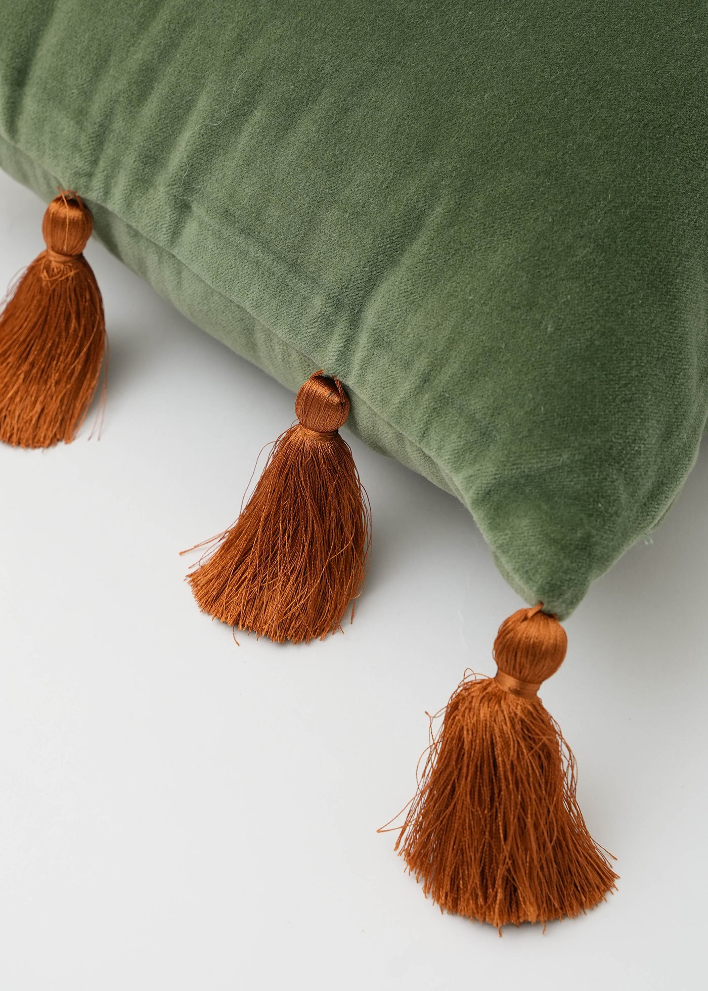 Velvet Tassel Cushion Cover Green