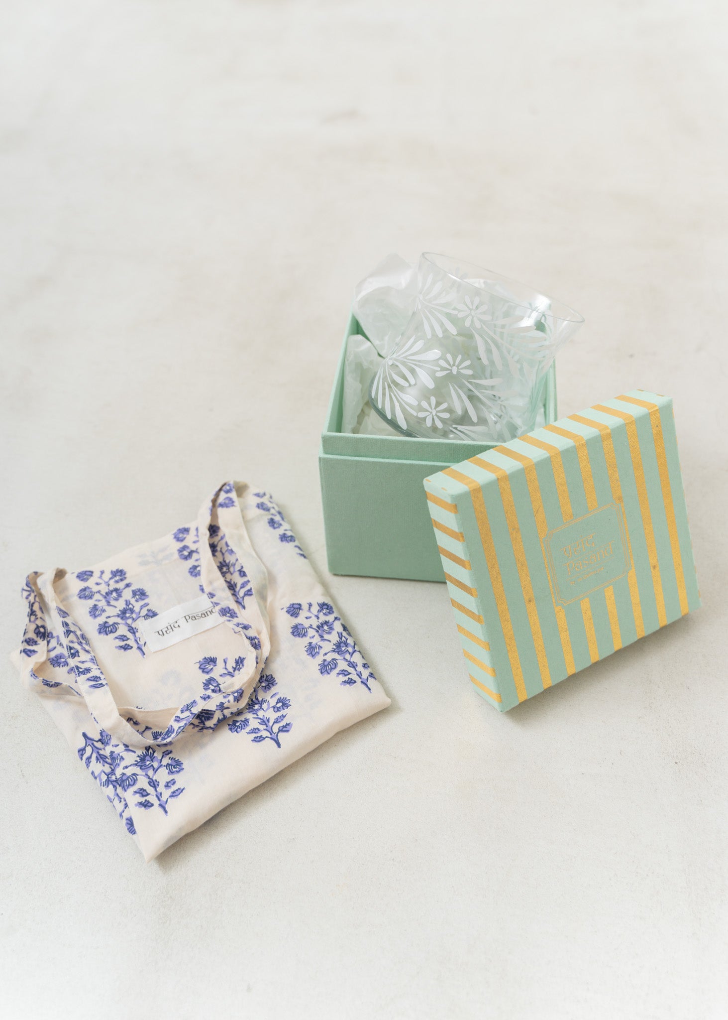 Pasand Original Paper Gift Box Small | Pasand by ne Quittez pas | パサンドバイヌキテパ