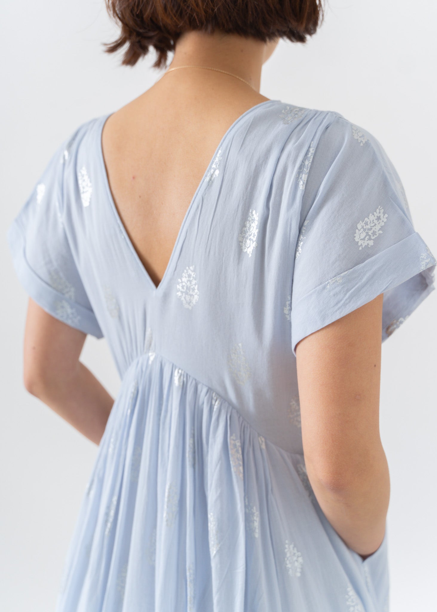 【Ice Blue / Lilac予約受付中】Cotton Voile Foil Flower Print Sleeveless Dress