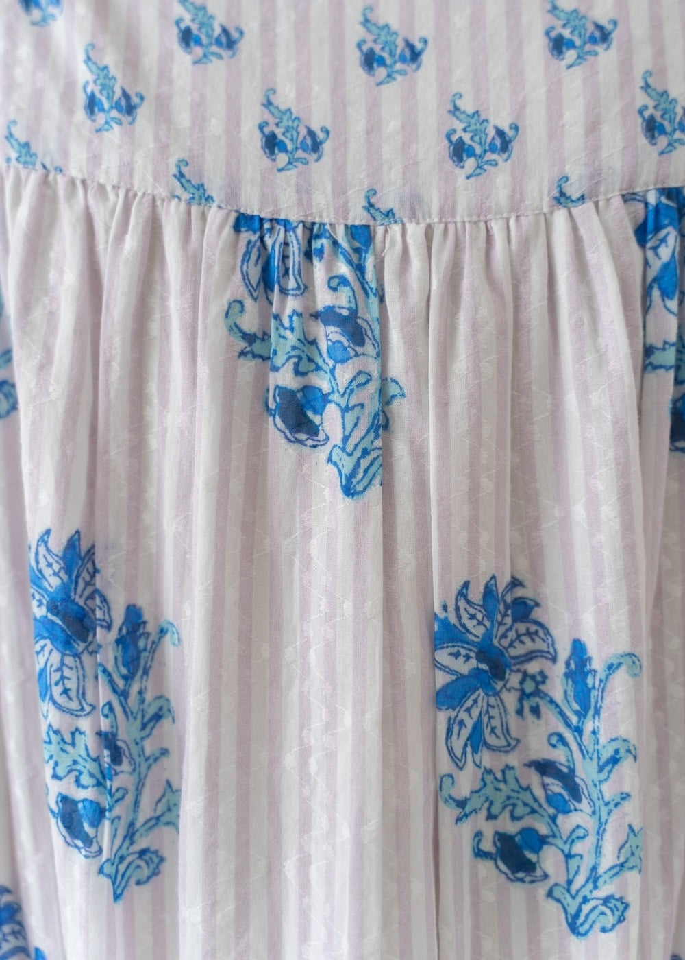 【5月中旬お届け予定】Cotton Jacquard Lily Print Cami Dress