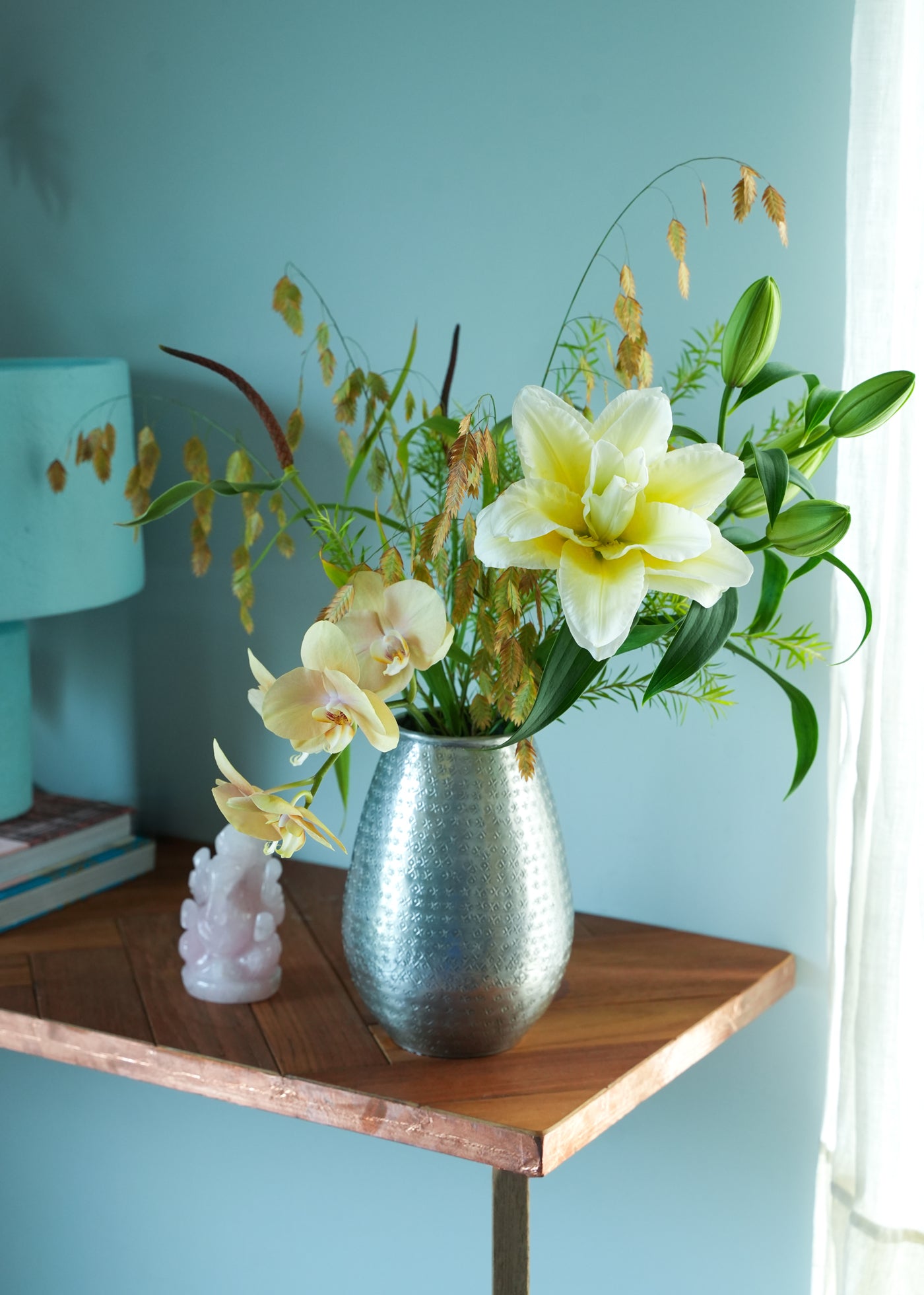 Aluminium Vase Star Hammered | Pasand by ne Quittez pas | パサン