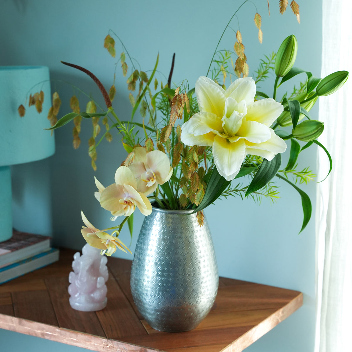 Aluminium Vase Star Hammered | Pasand by ne Quittez pas | パサン 