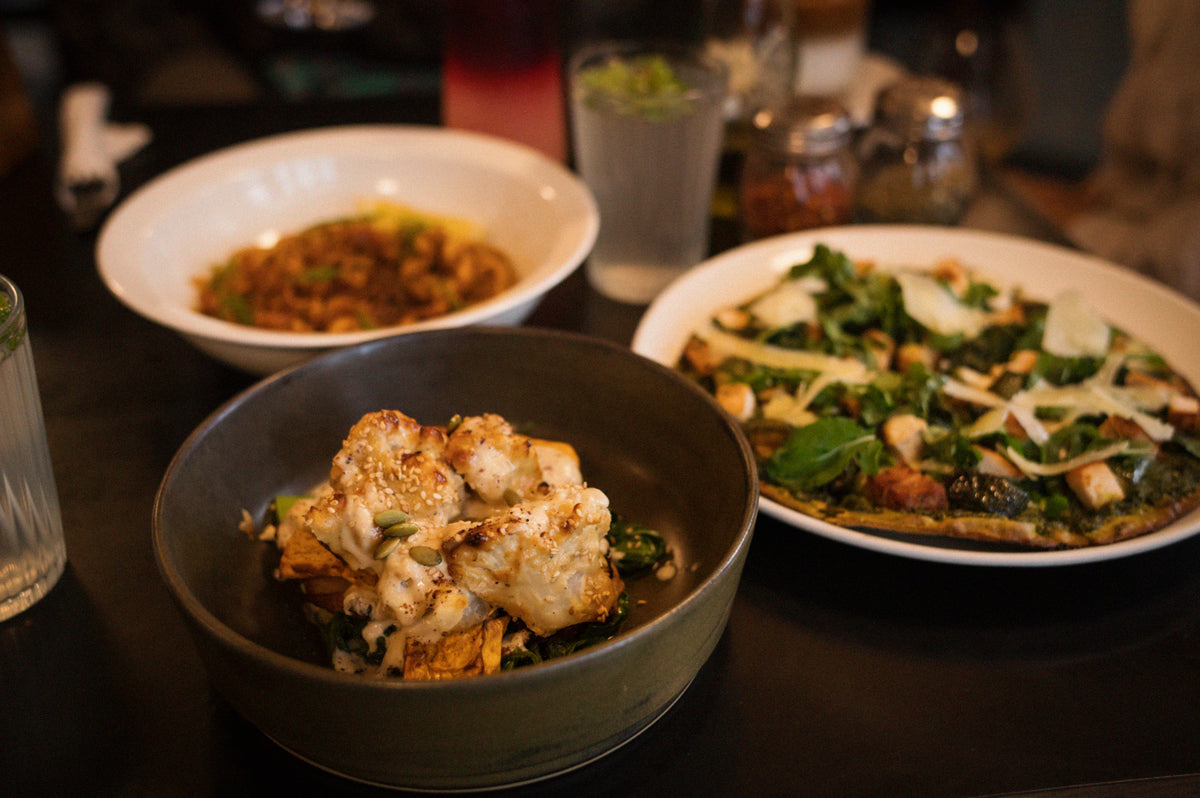 [FOOD]  Kala Ghoda Café（ランチ） - 画像1