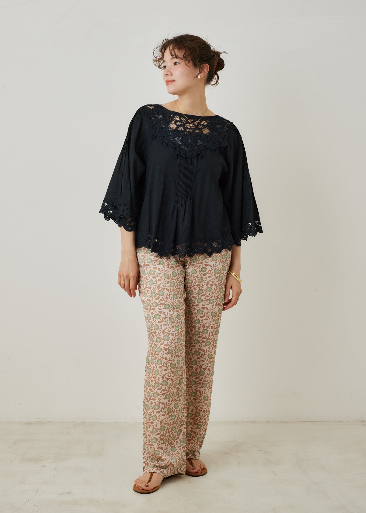 Modal Satin Flower Print Pants | Pasand by ne Quittez pas | パサン