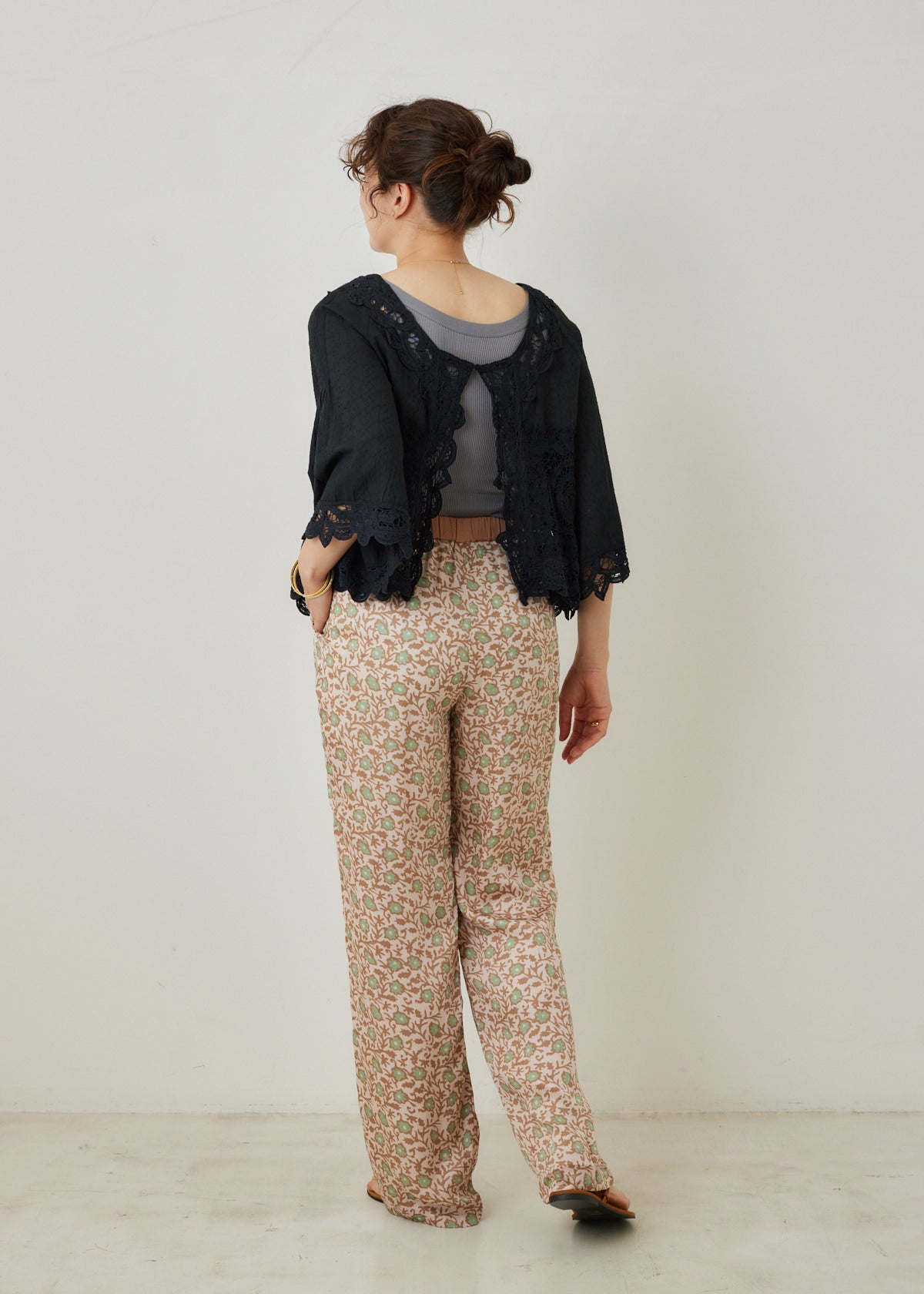 Modal Satin Flower Print Pants | Pasand by ne Quittez pas | パサン