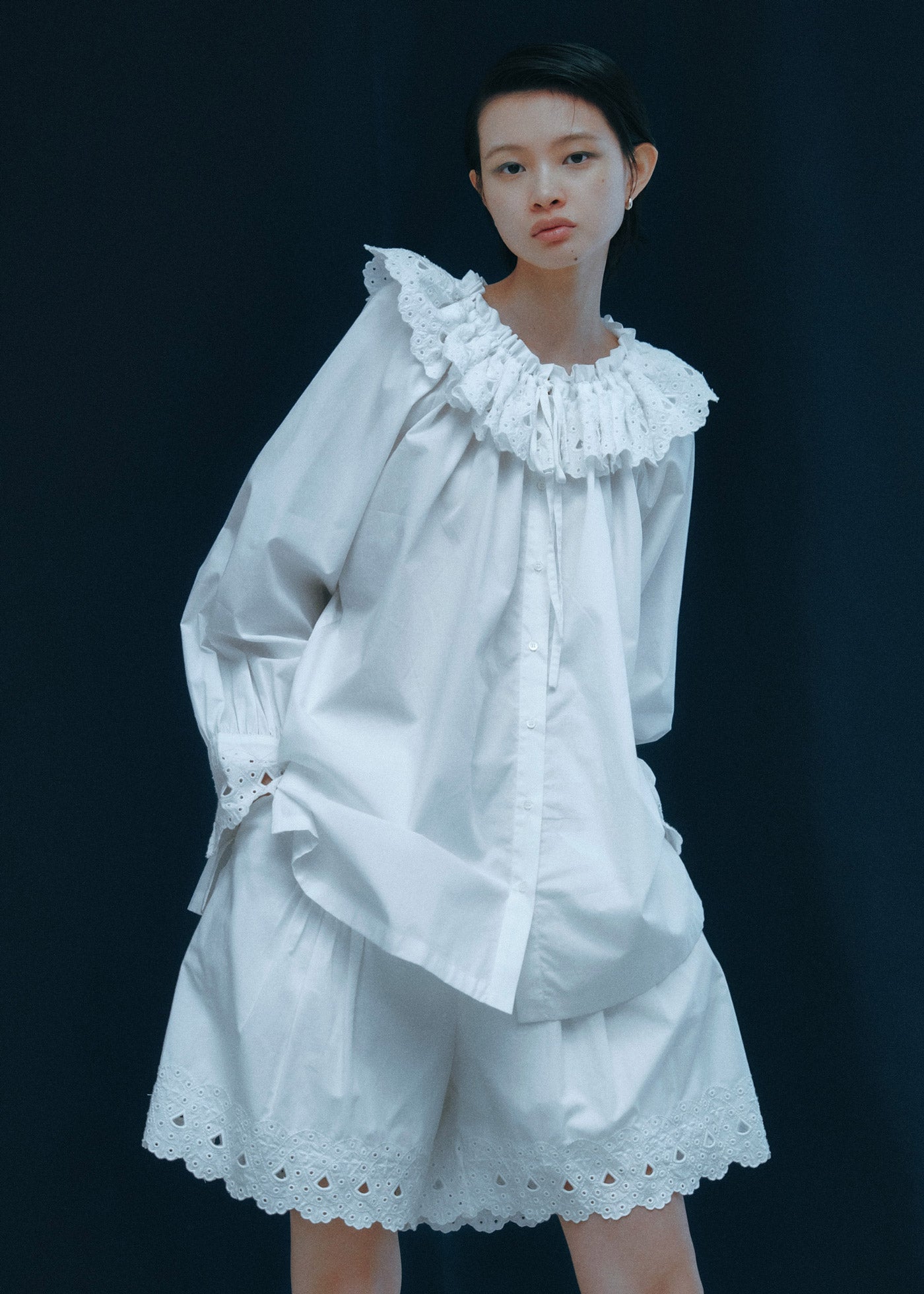 Cotton Scallop Collar Blouse