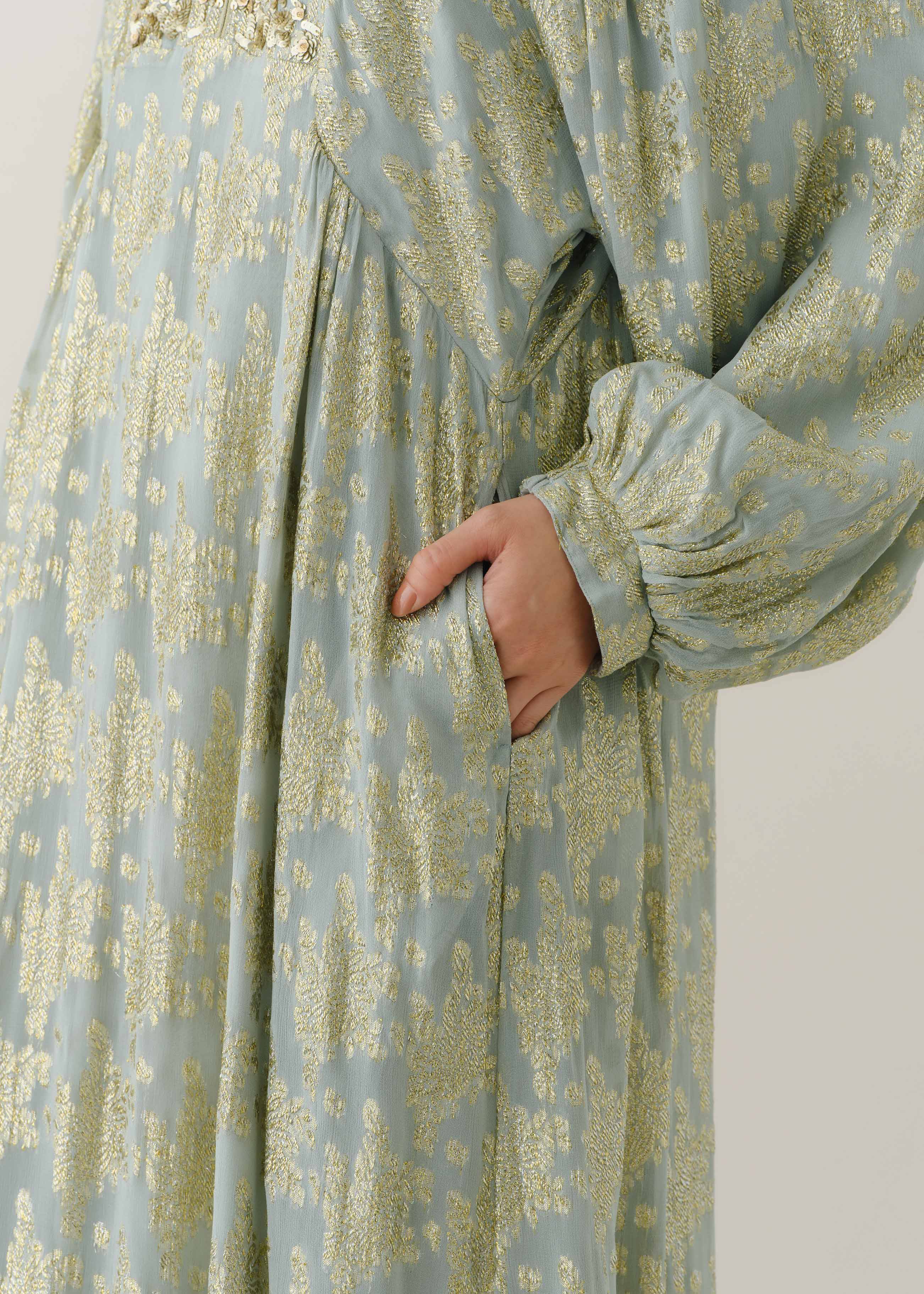 11月中旬お届け予定】Rayon Georgette Jacquard Embroidery Dress