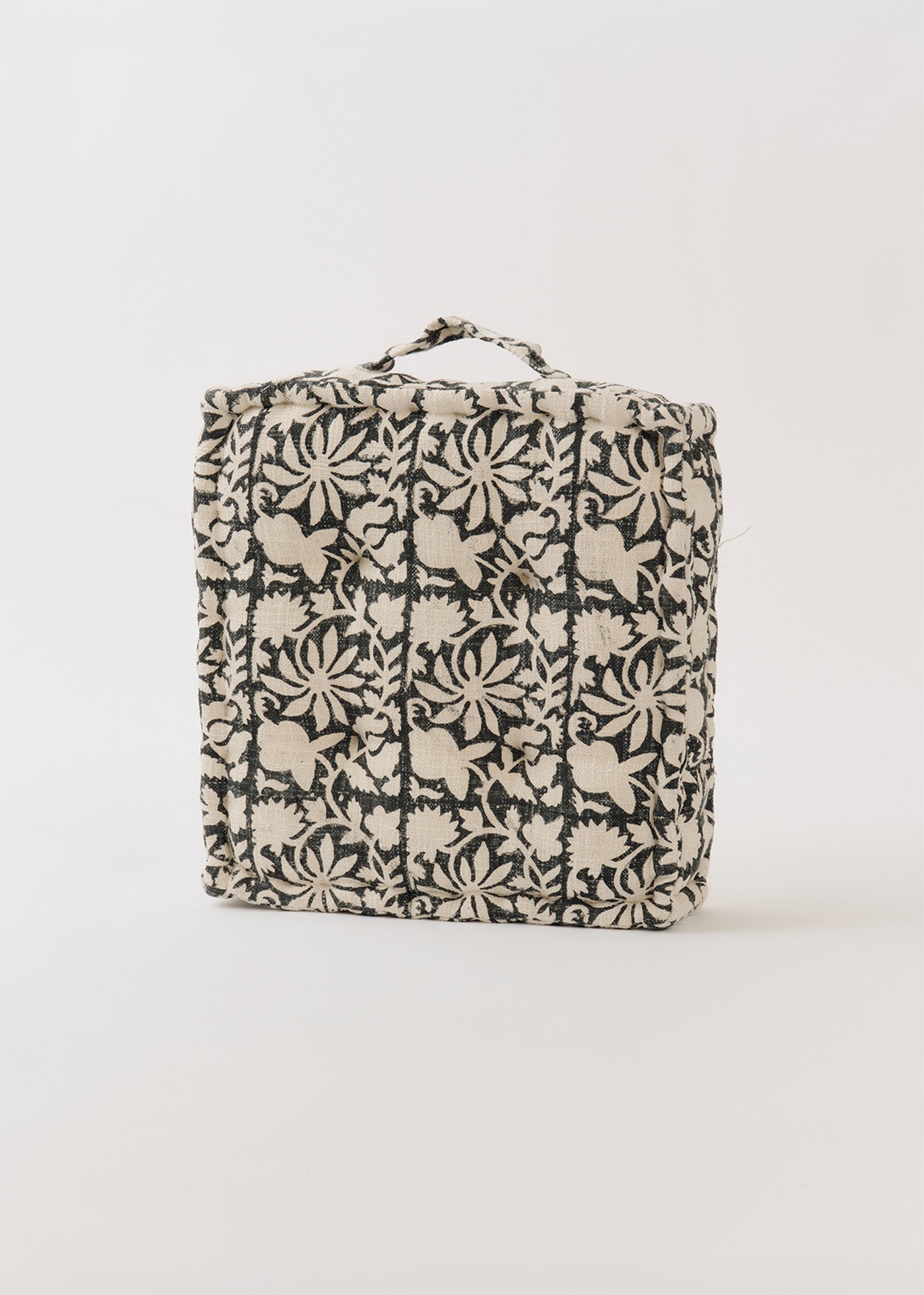 こばけぬ Block Print Handle Seat Cushion | Pasand by ne Quittez pas