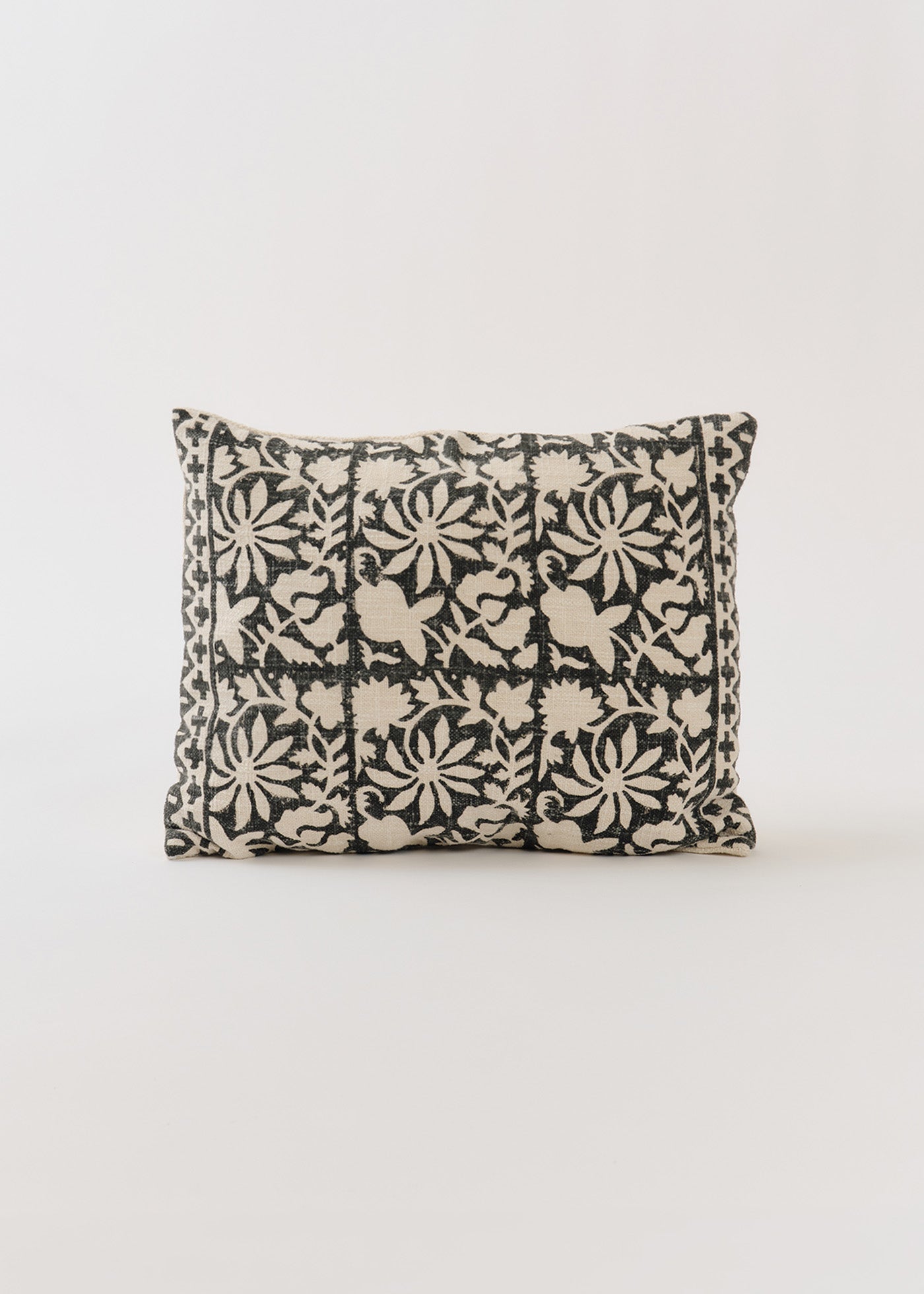 Block Big Flower Print Cushion Cover