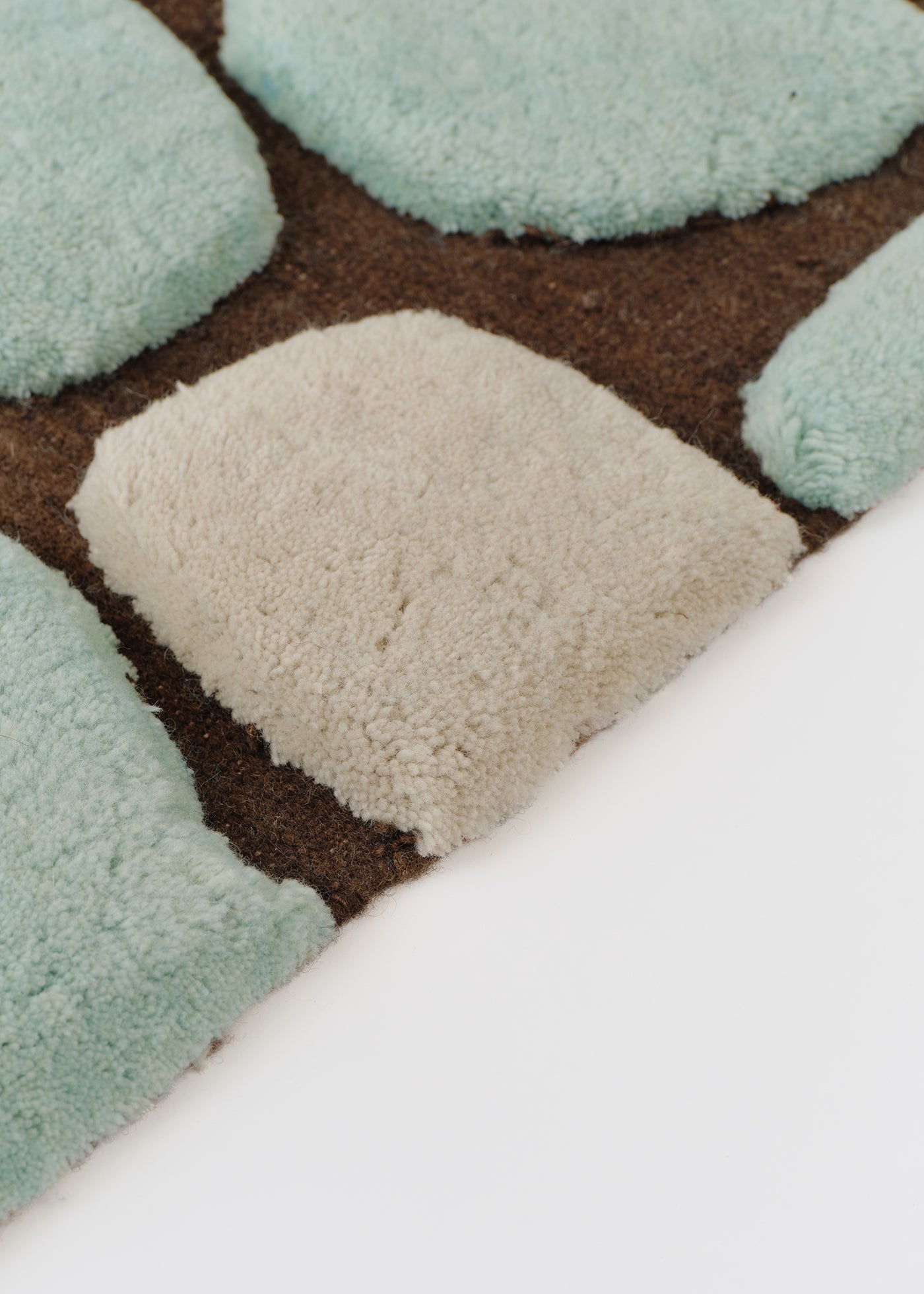 Soft Flagstone Wool Rug | Pasand by ne Quittez pas | パサンドバイ