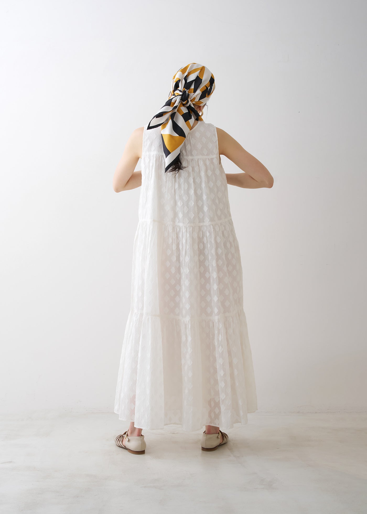 Butta Fabric Sleeveless Dress | Pasand by ne Quittez pas | パサン 