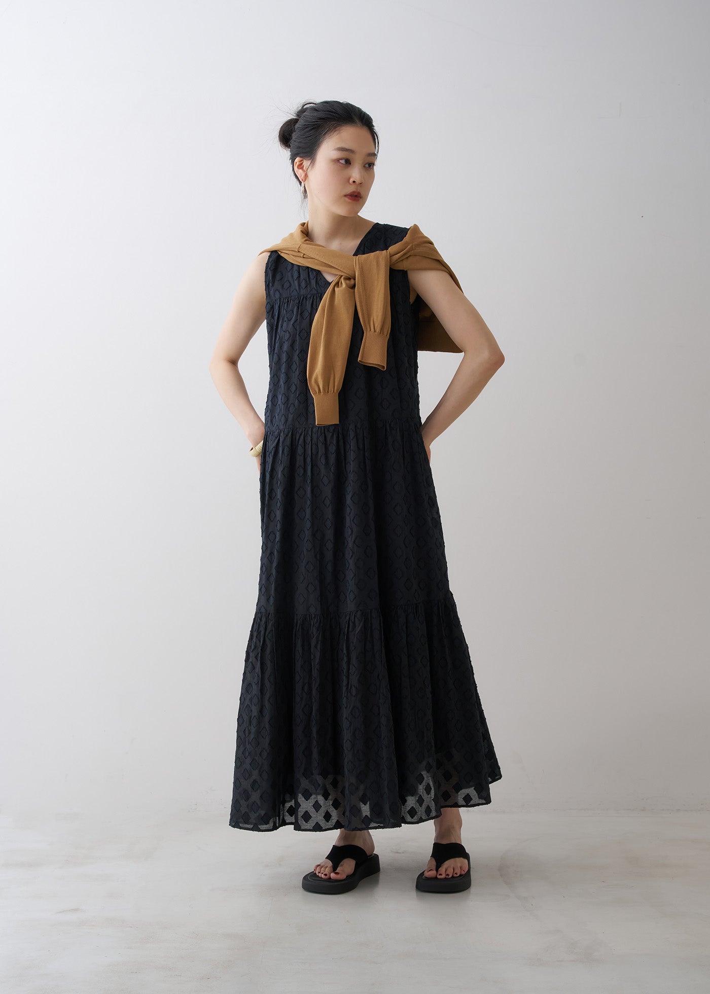 Butta Fabric Sleeveless Dress | Pasand by ne Quittez pas | パサンドバイヌキテパ