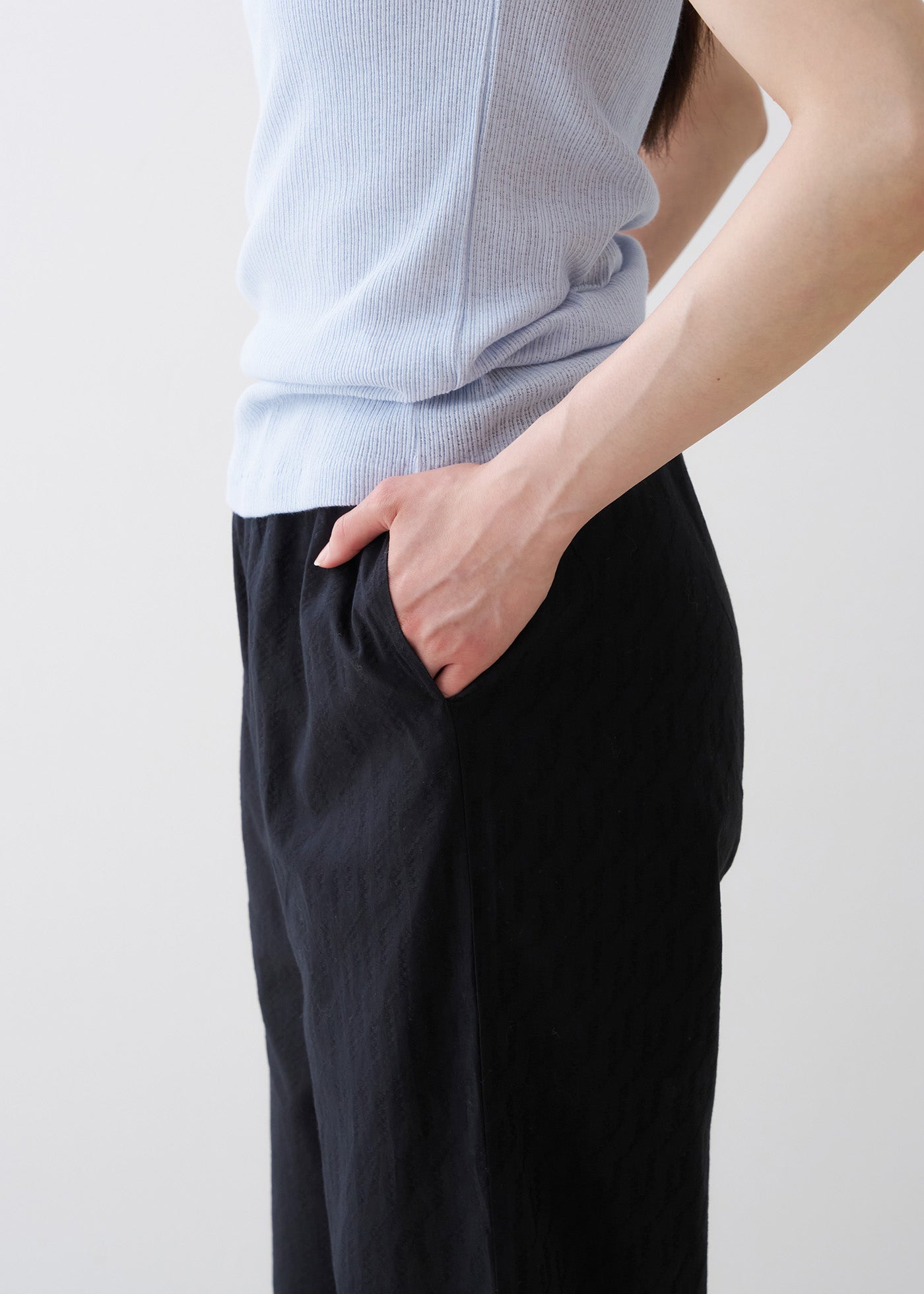 Cotton Dobby Lace & Pintuck Pants | Pasand by ne Quittez pas 