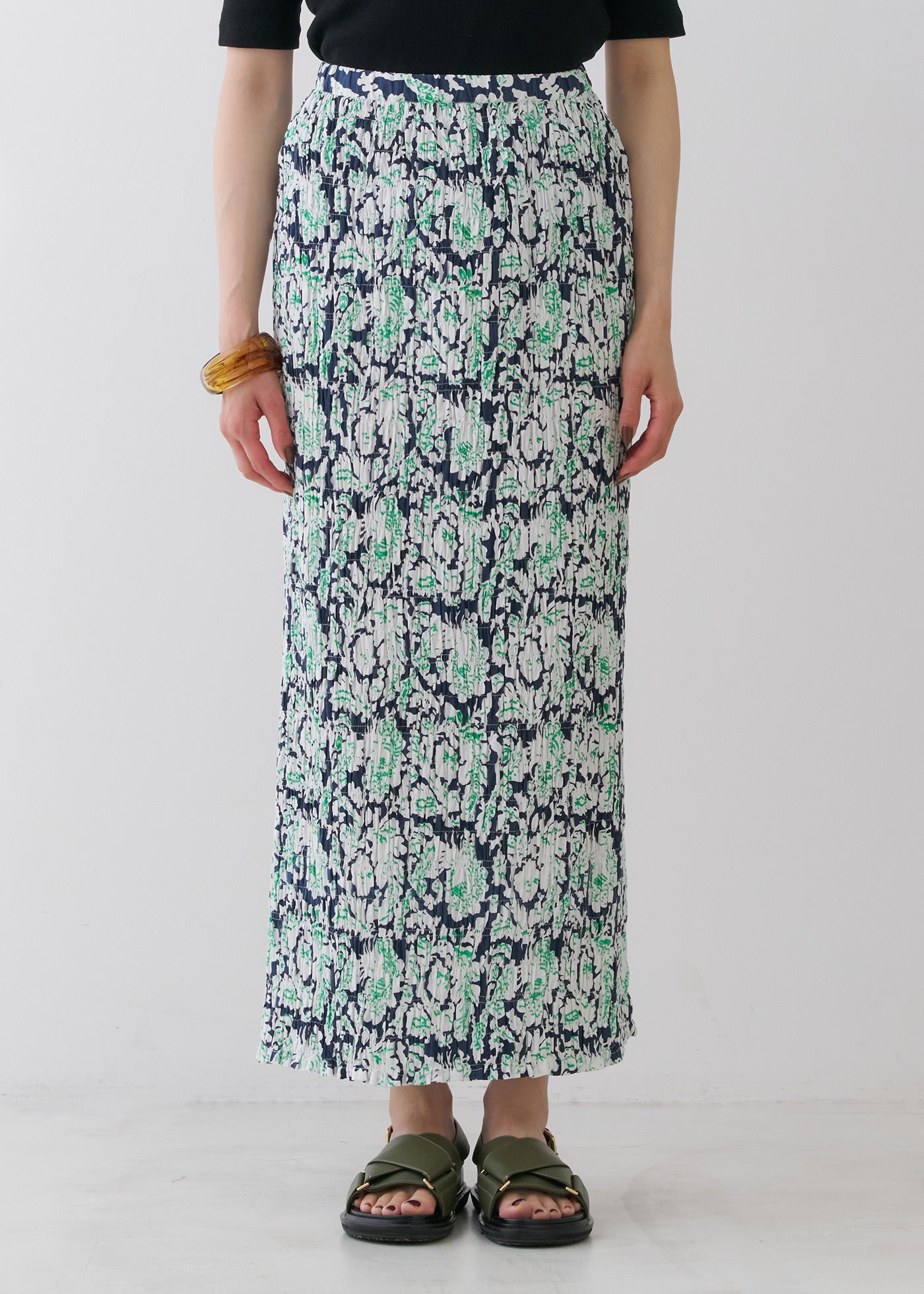 Poplin Botanical Print Shirring Skirt | Pasand by ne Quittez pas |  パサンドバイヌキテパ