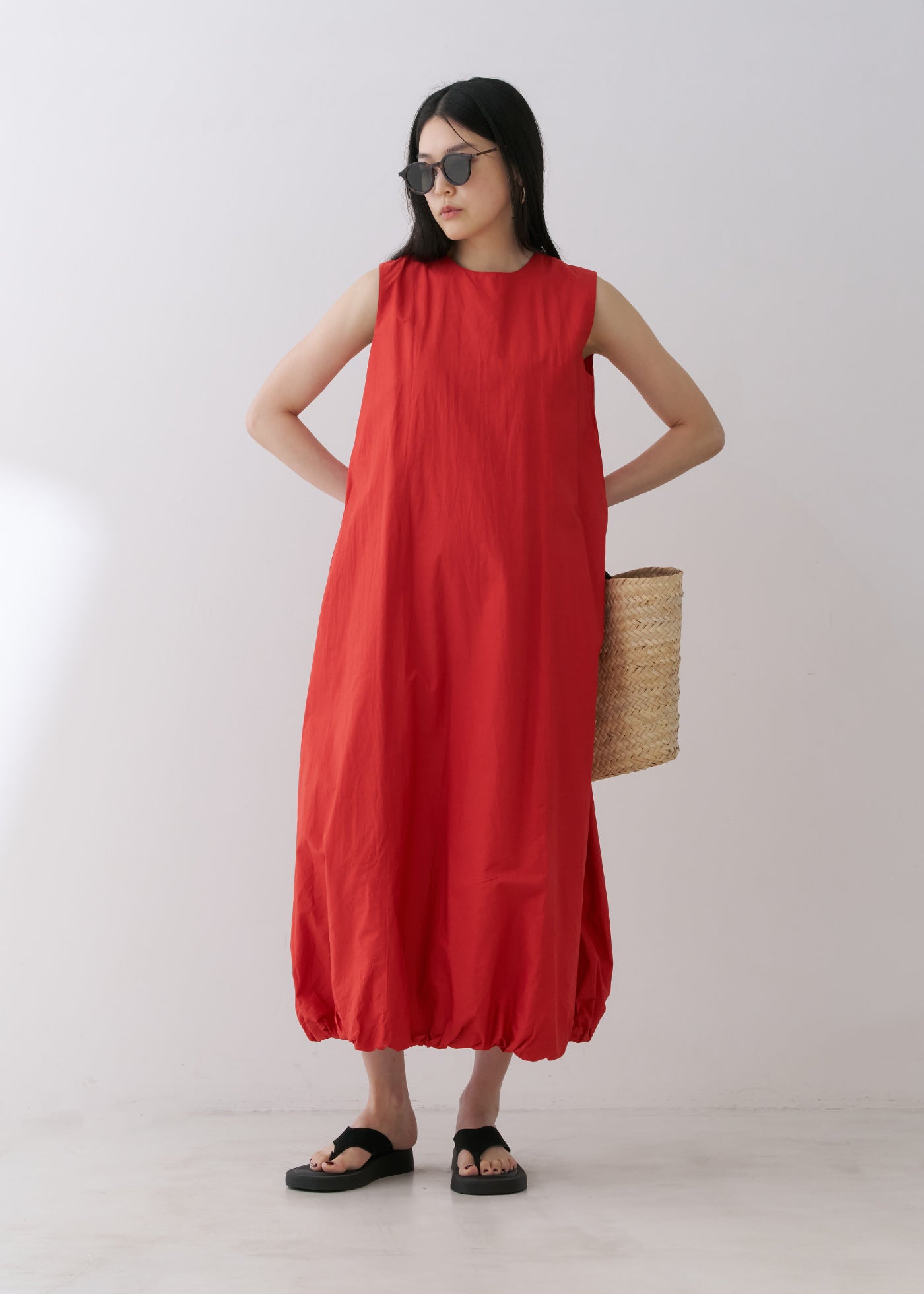 Poplin Solid Sleeveless Balloon Dress | Pasand by ne Quittez pas