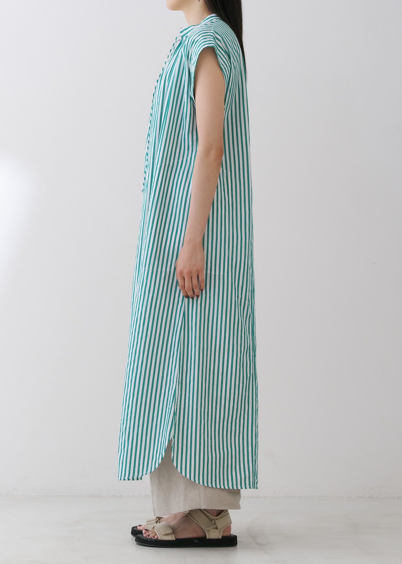 Poplin Stripe Shirring Sleevless Dress | Pasand by ne Quittez pas | パサンドバイ ヌキテパ