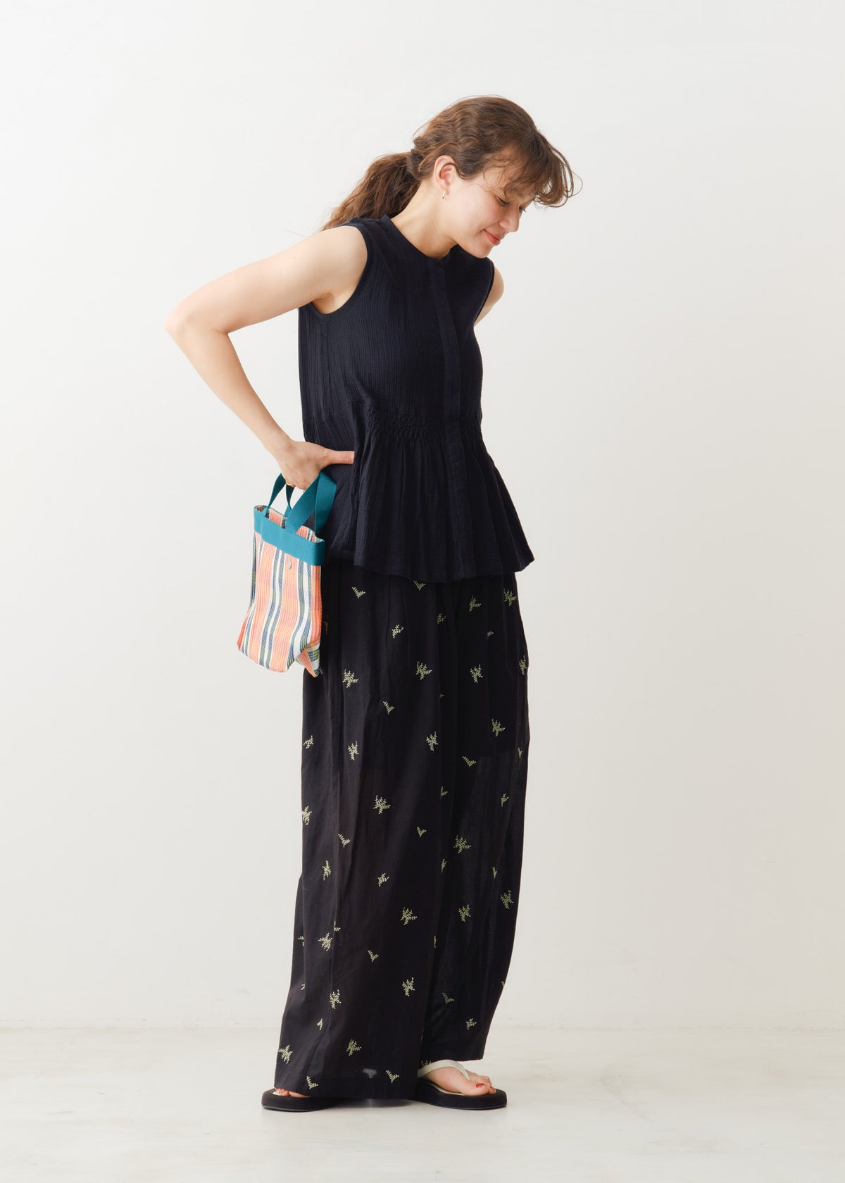 Double Gauze Sleeveless Blouse