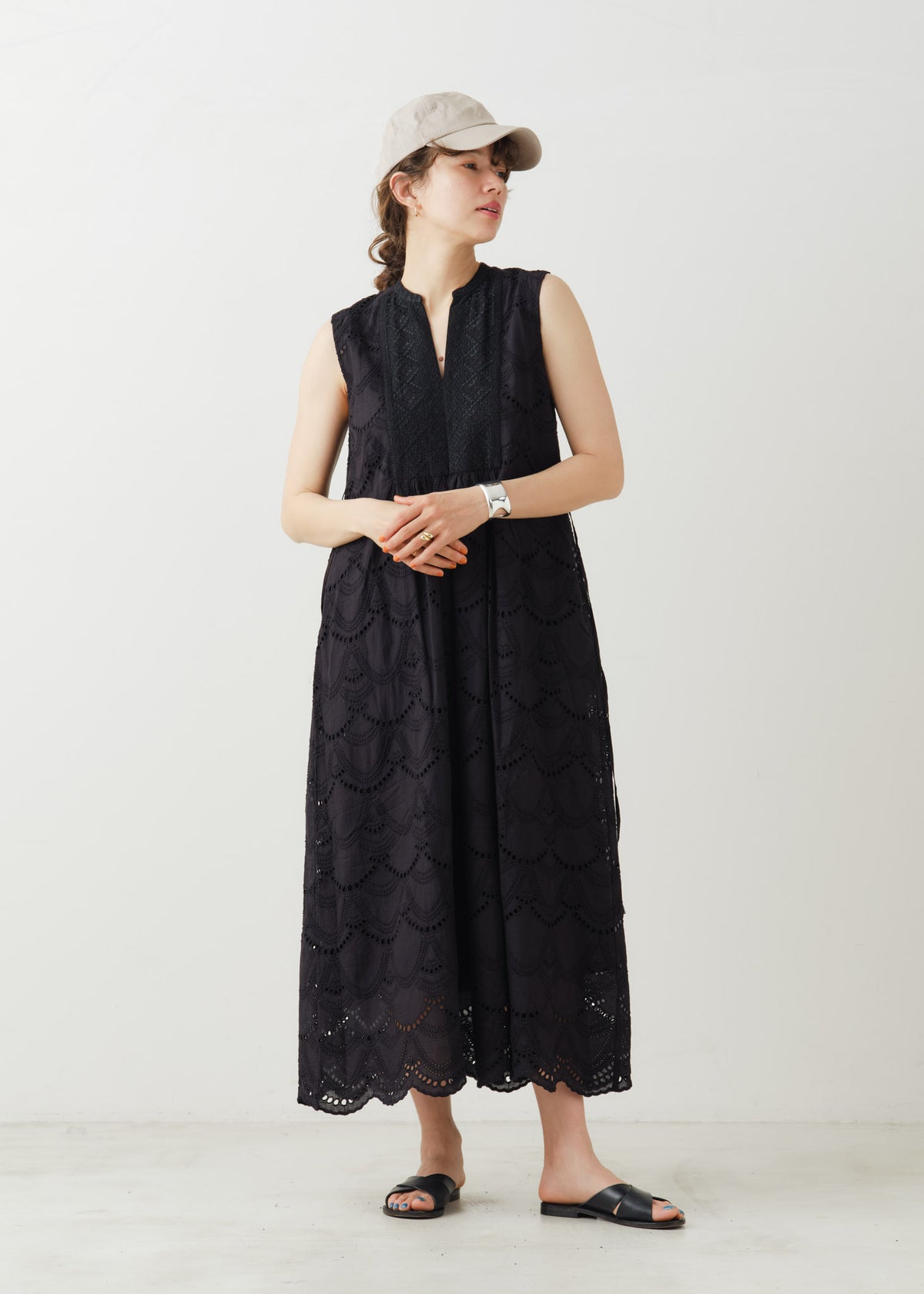 Cotton Voile Dot Hemla No Sleeve Dress