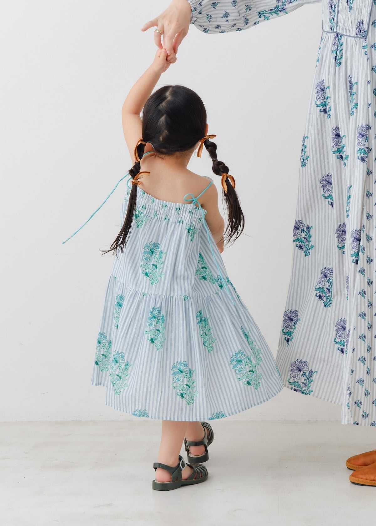 Cotton Jacquard Lily Print Kids Cami Dress