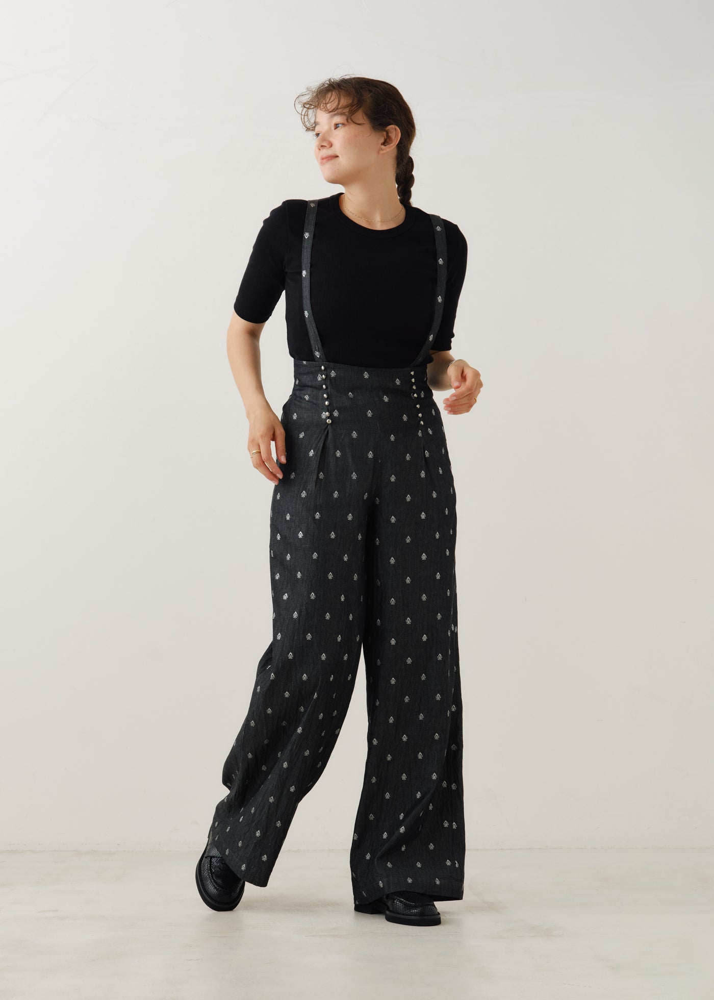 Denim Foil Print Button Pants | Pasand by ne Quittez pas