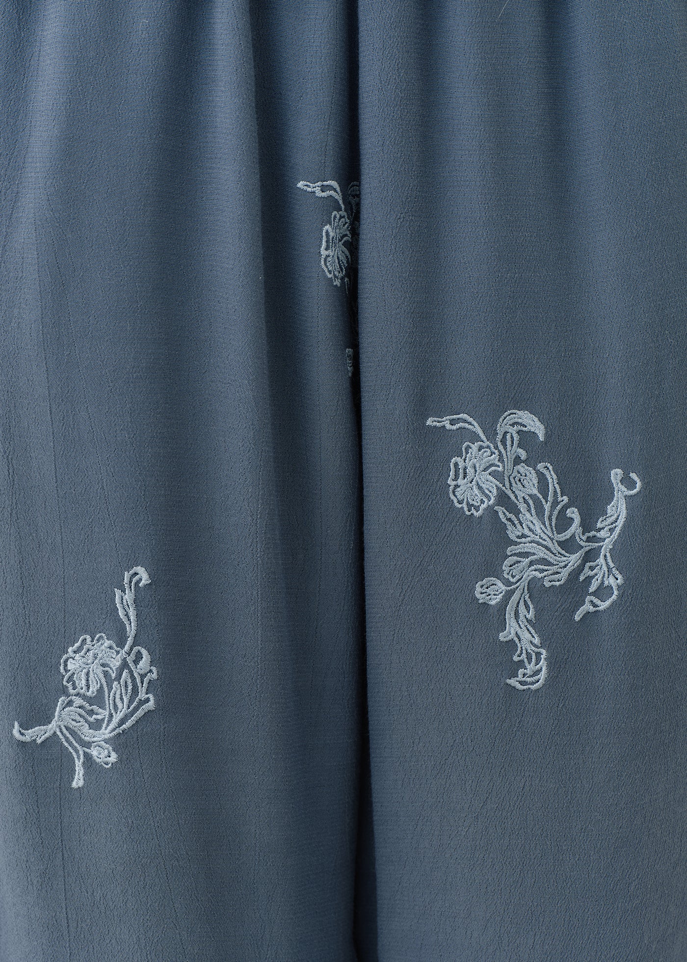 Moss Crape Mini Flower Embroidery Pants | Pasand by ne Quittez pas