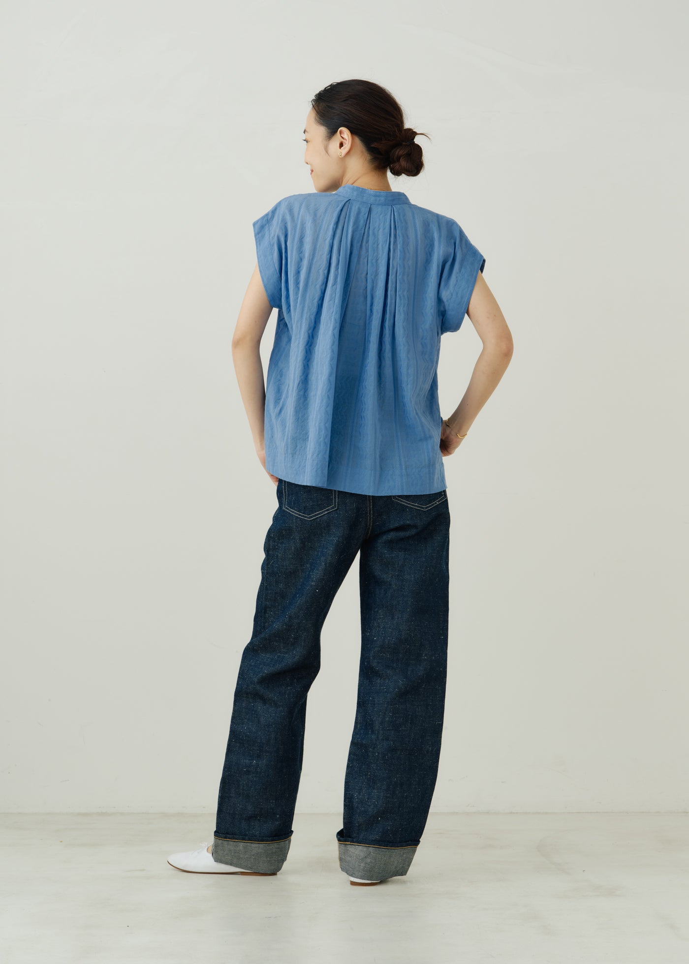 よねっち Cotton Zigzag Dobby French Sleeve Blouse | Pasand by ne Quittez