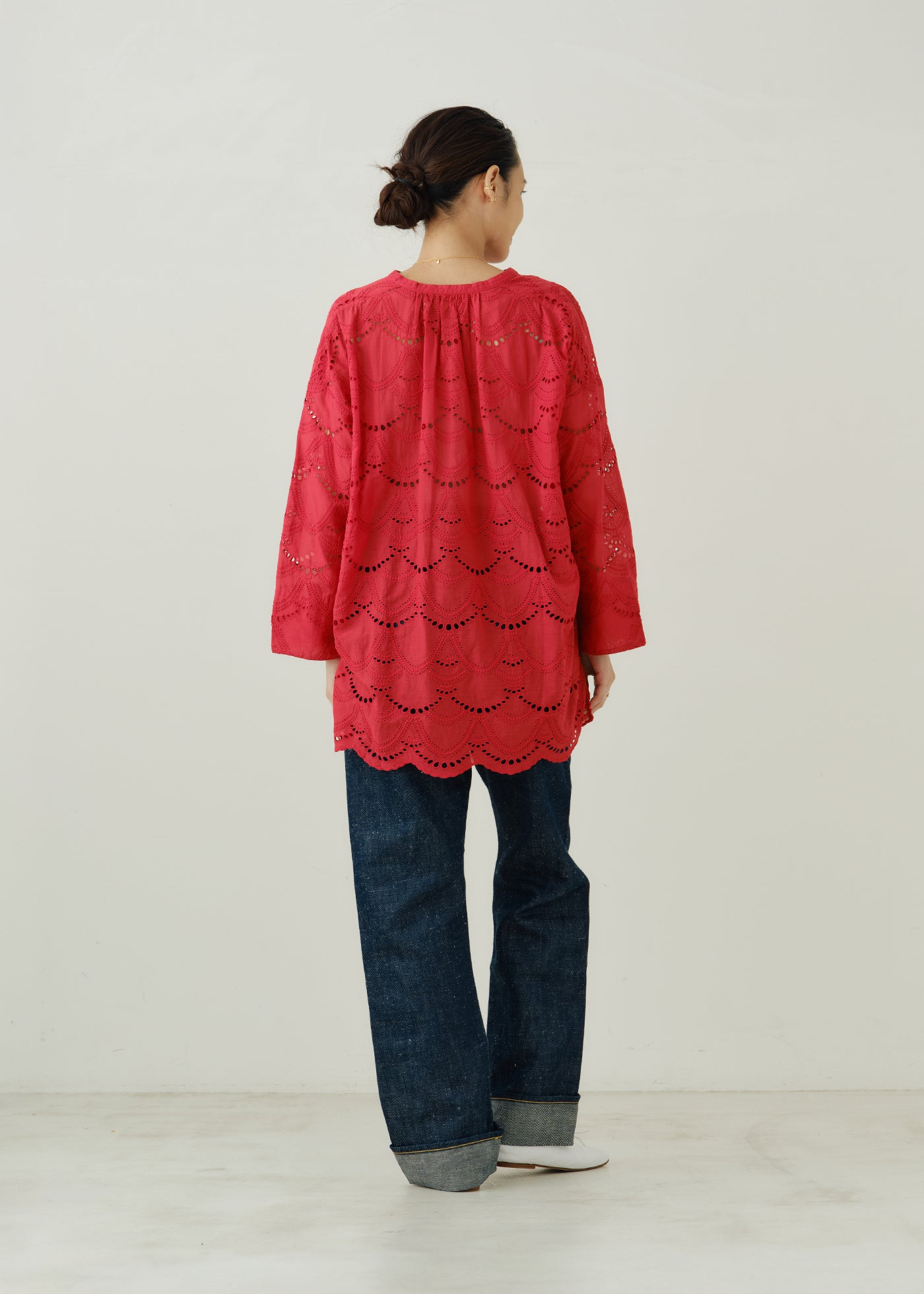 Cotton Voile Dot Hemla Blouse | Pasand by ne Quittez pas | パサン